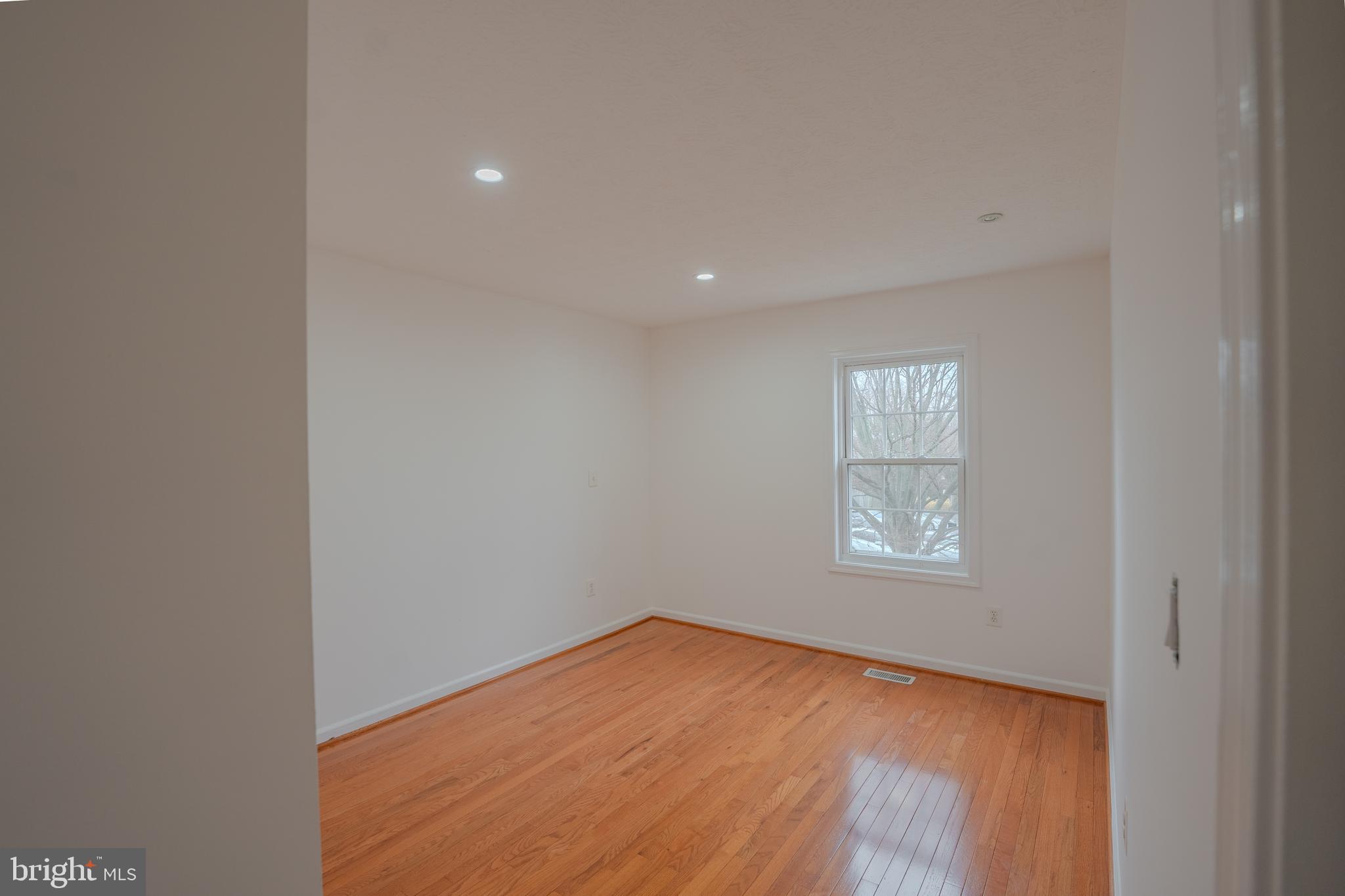 MONTGOMERY MEADOWS - Residential