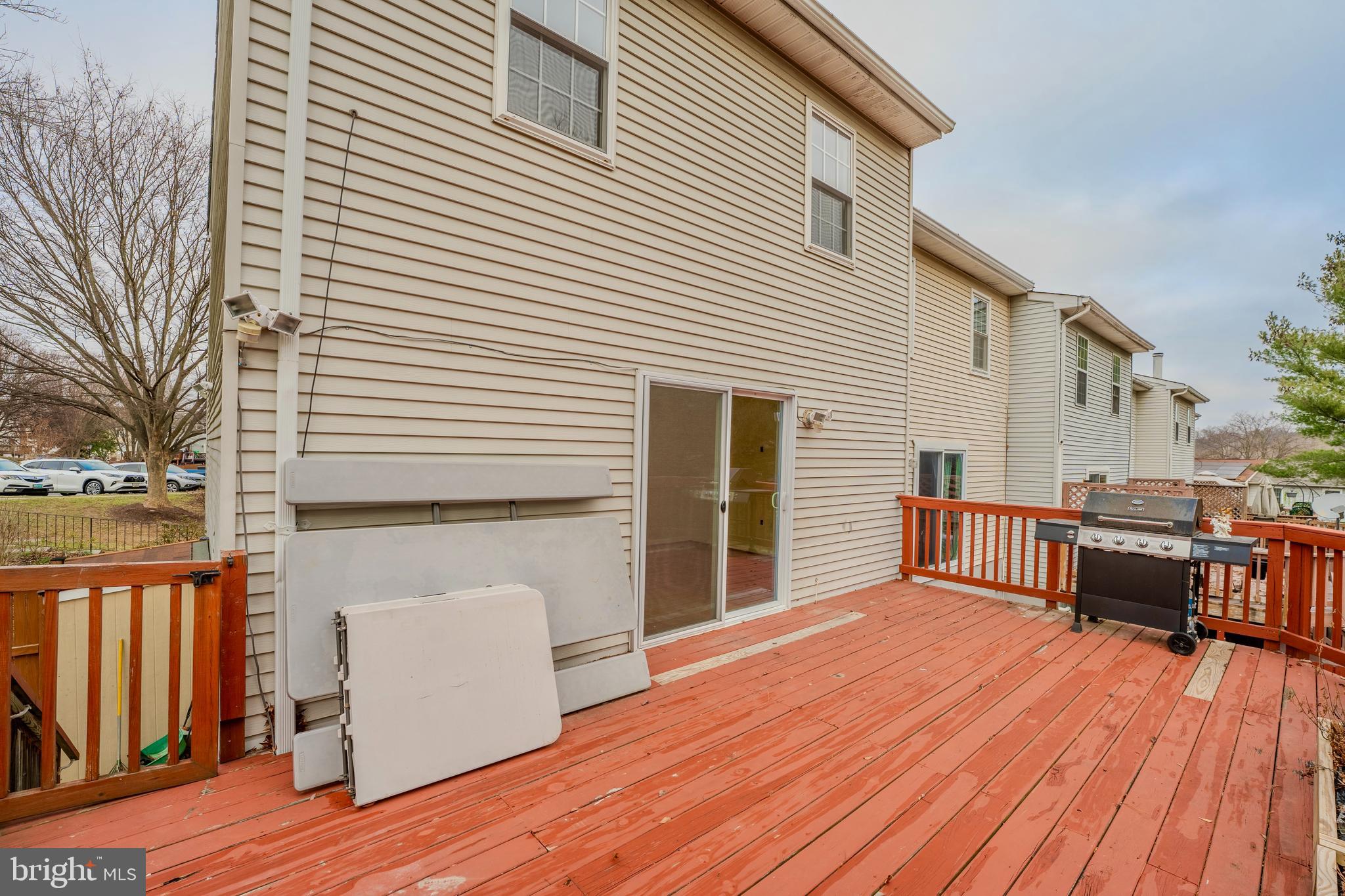 MONTGOMERY MEADOWS - Residential