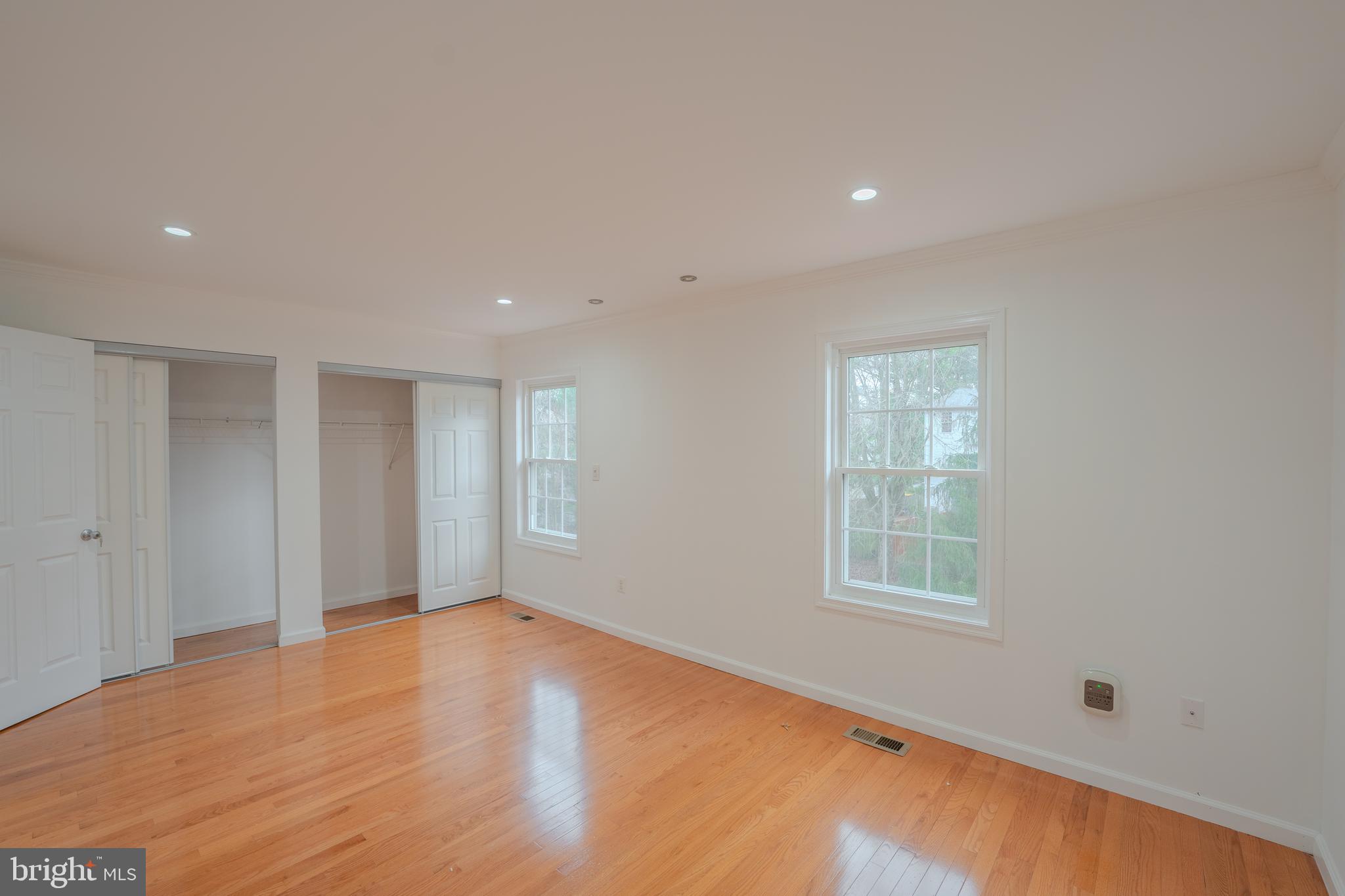 MONTGOMERY MEADOWS - Residential