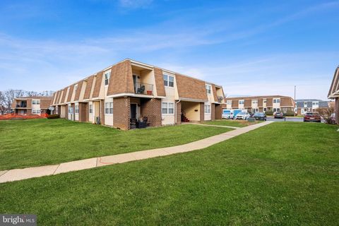 5 FLORENCE TOLLGATE PLACE 5 FLORENCE NJ 08518