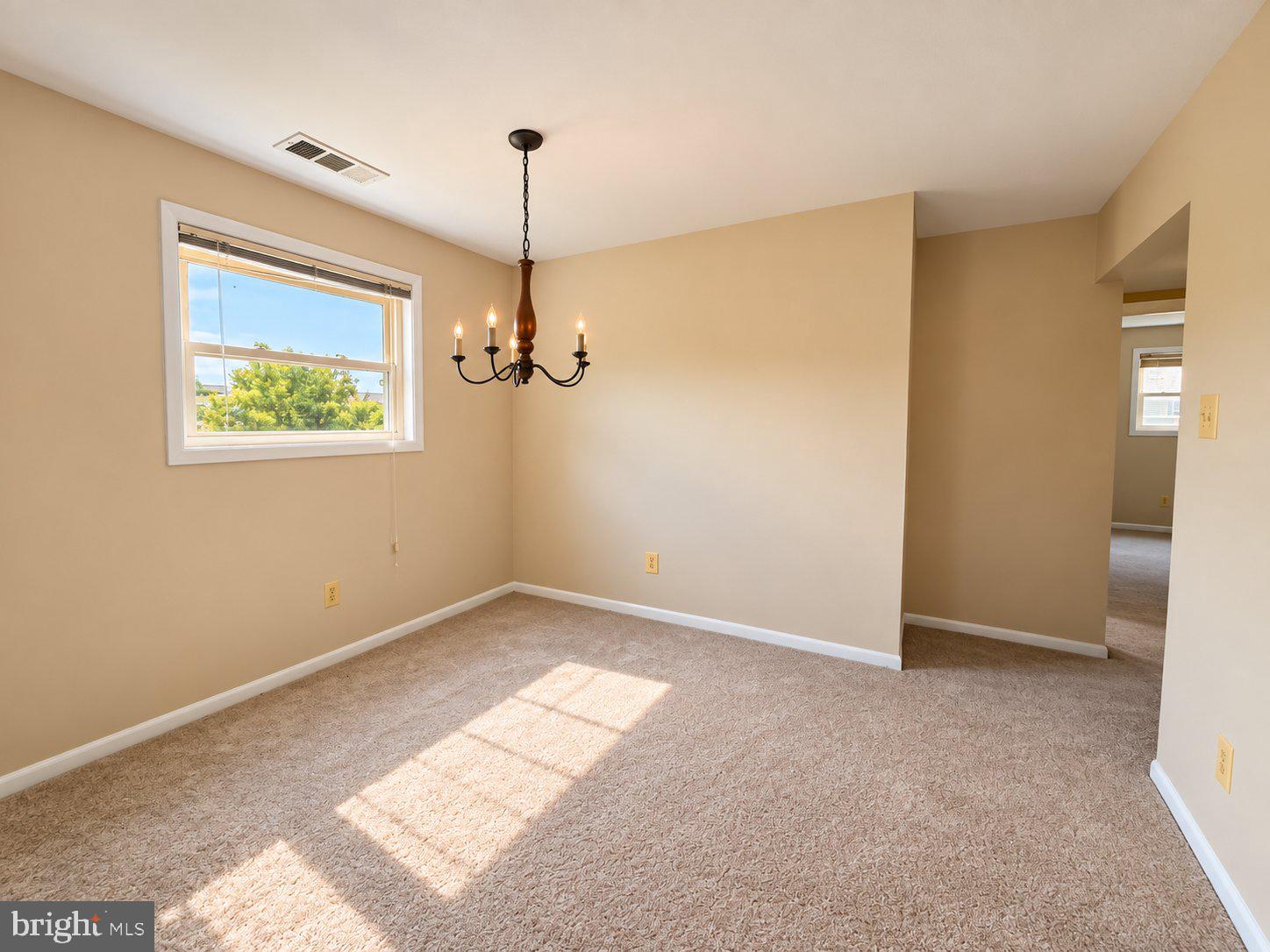 17 WARREN LODGE COURT 1C