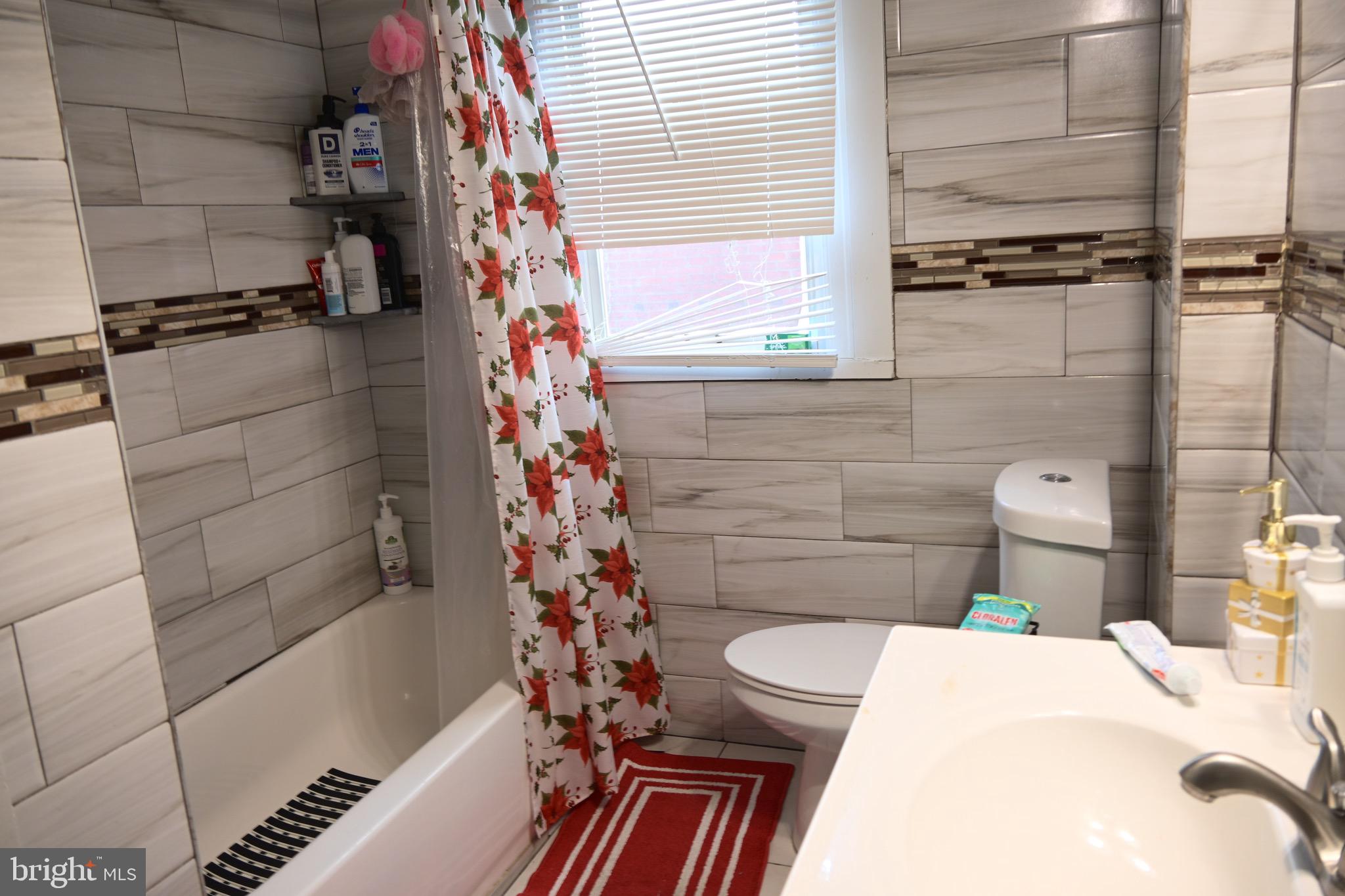 FOX CHASE - Residential