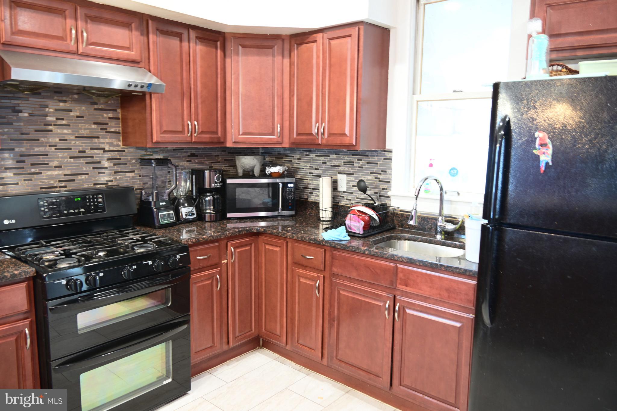 FOX CHASE - Residential