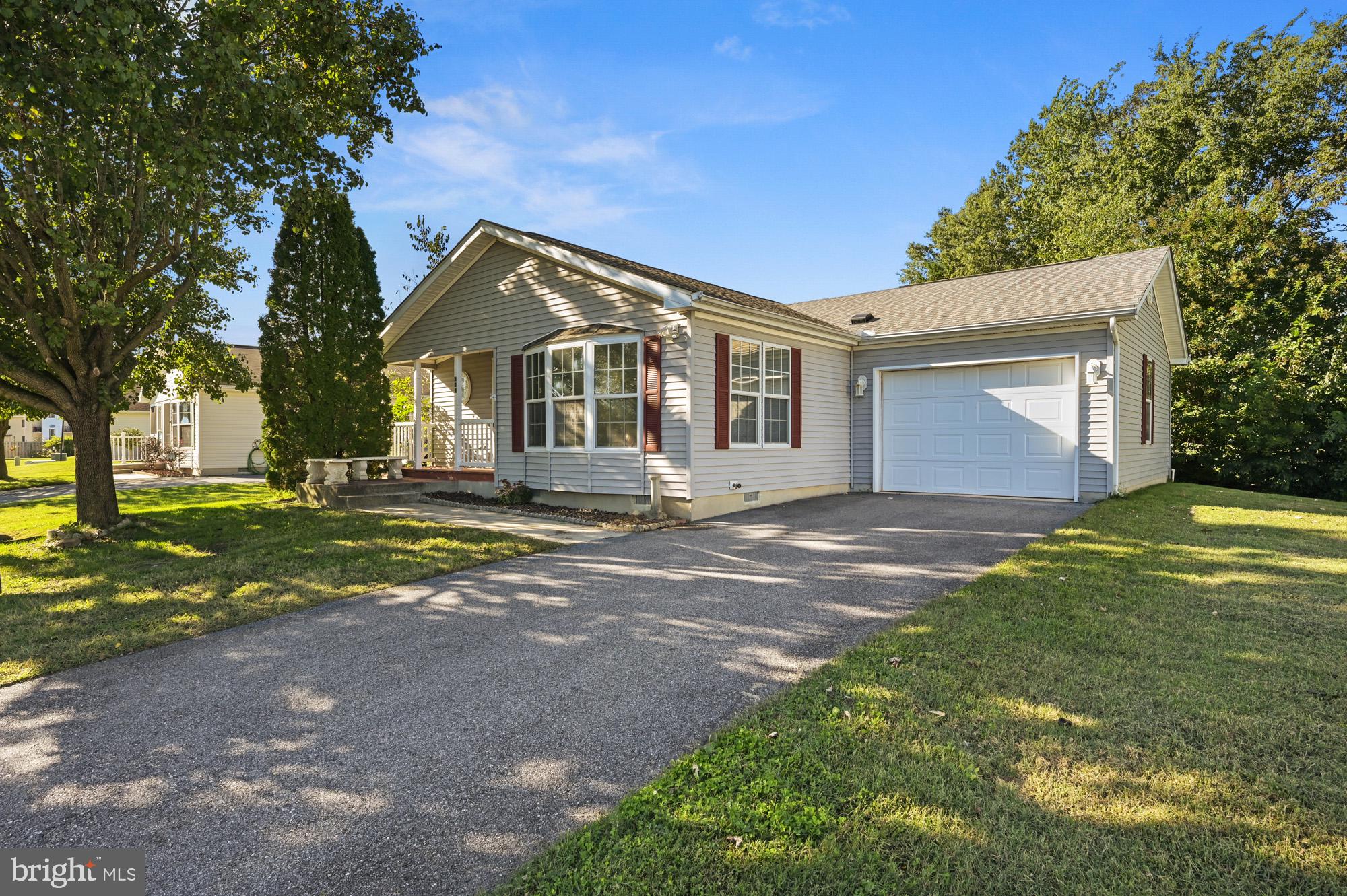 326 W PERSIMMON CIRCLE CIRCLE W 326