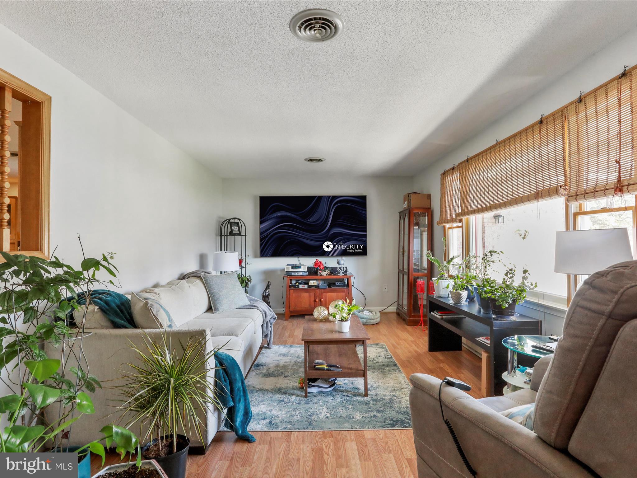 VAN LEAR MANOR - Residential