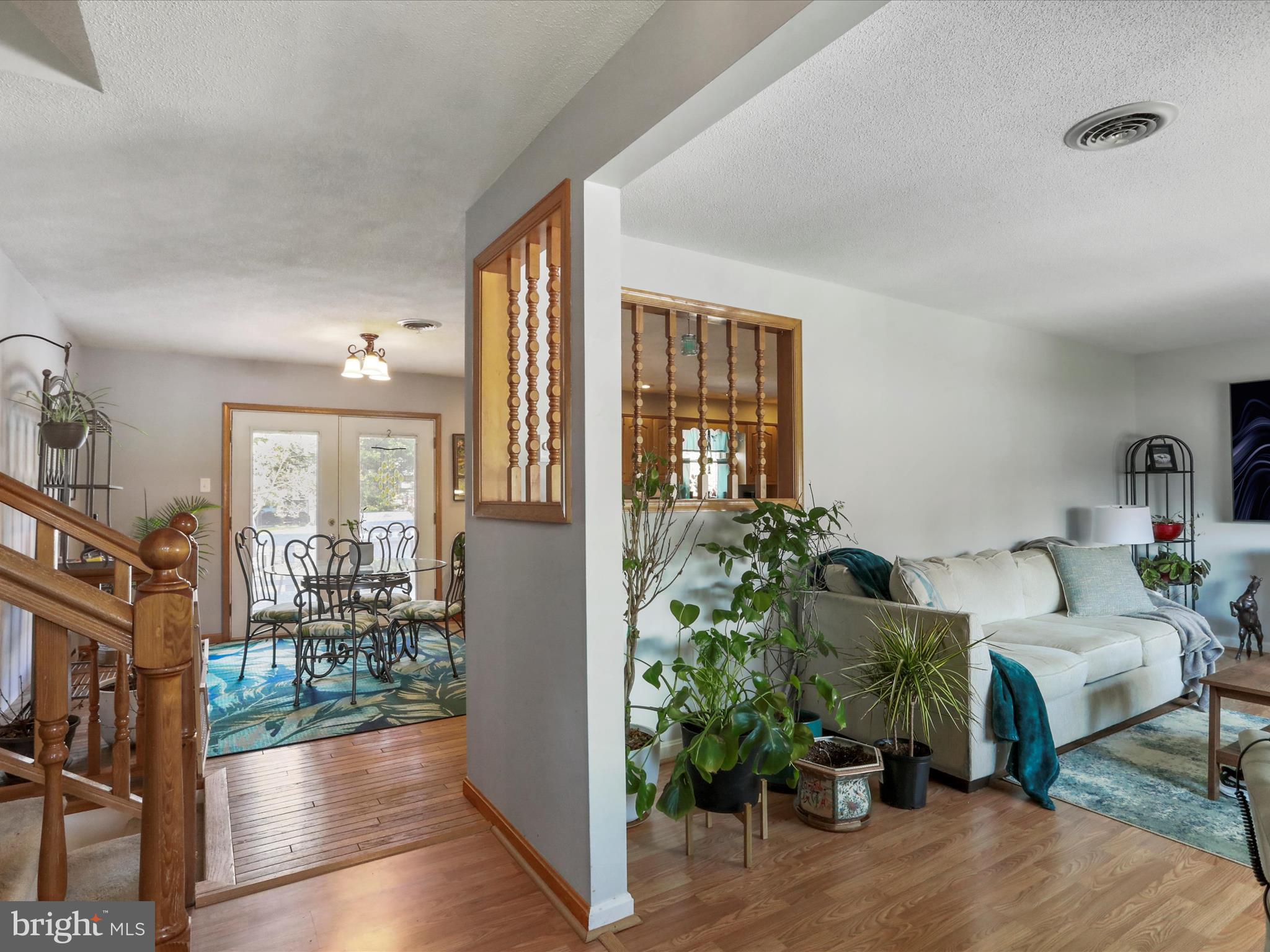 VAN LEAR MANOR - Residential