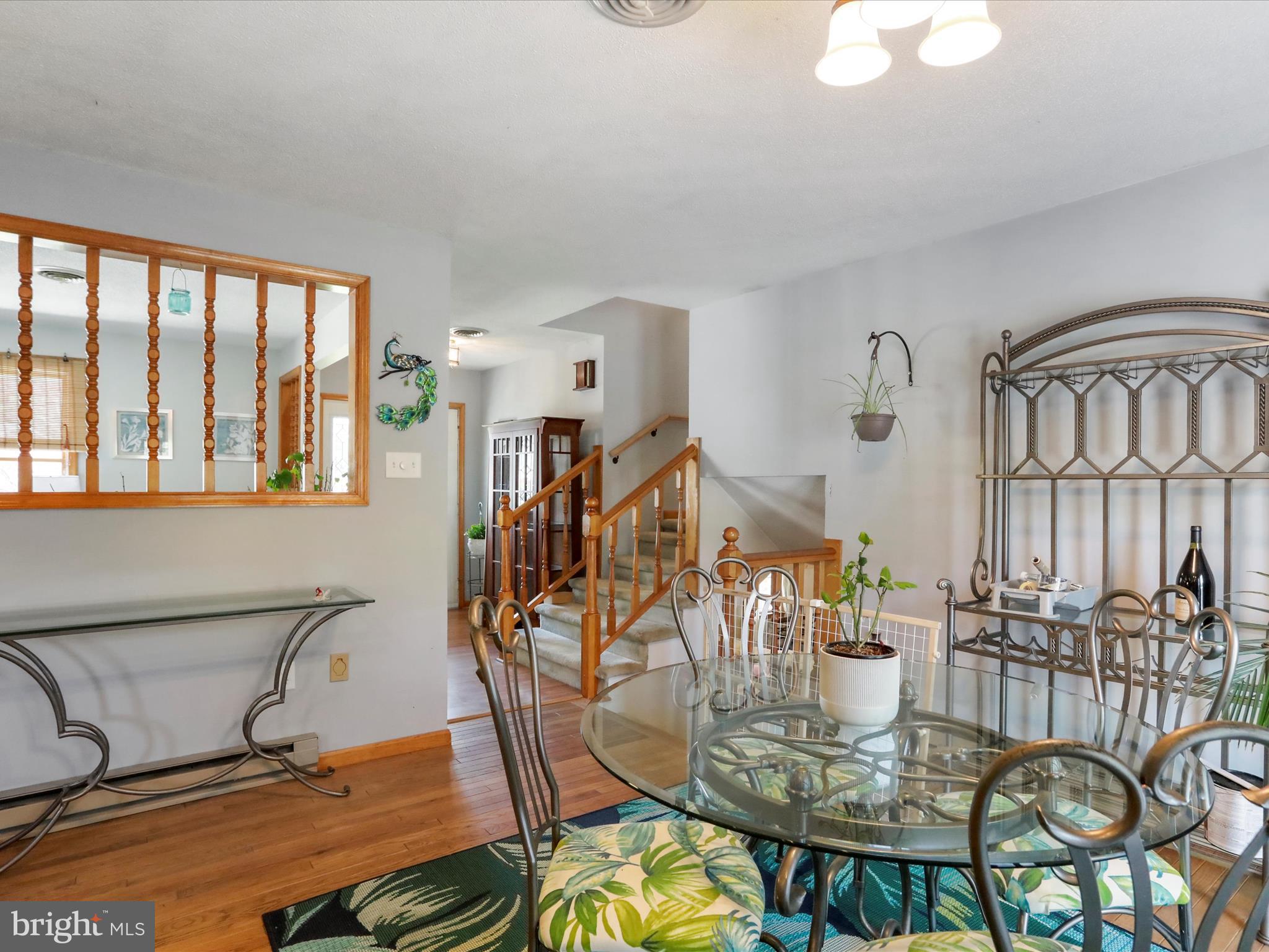 VAN LEAR MANOR - Residential