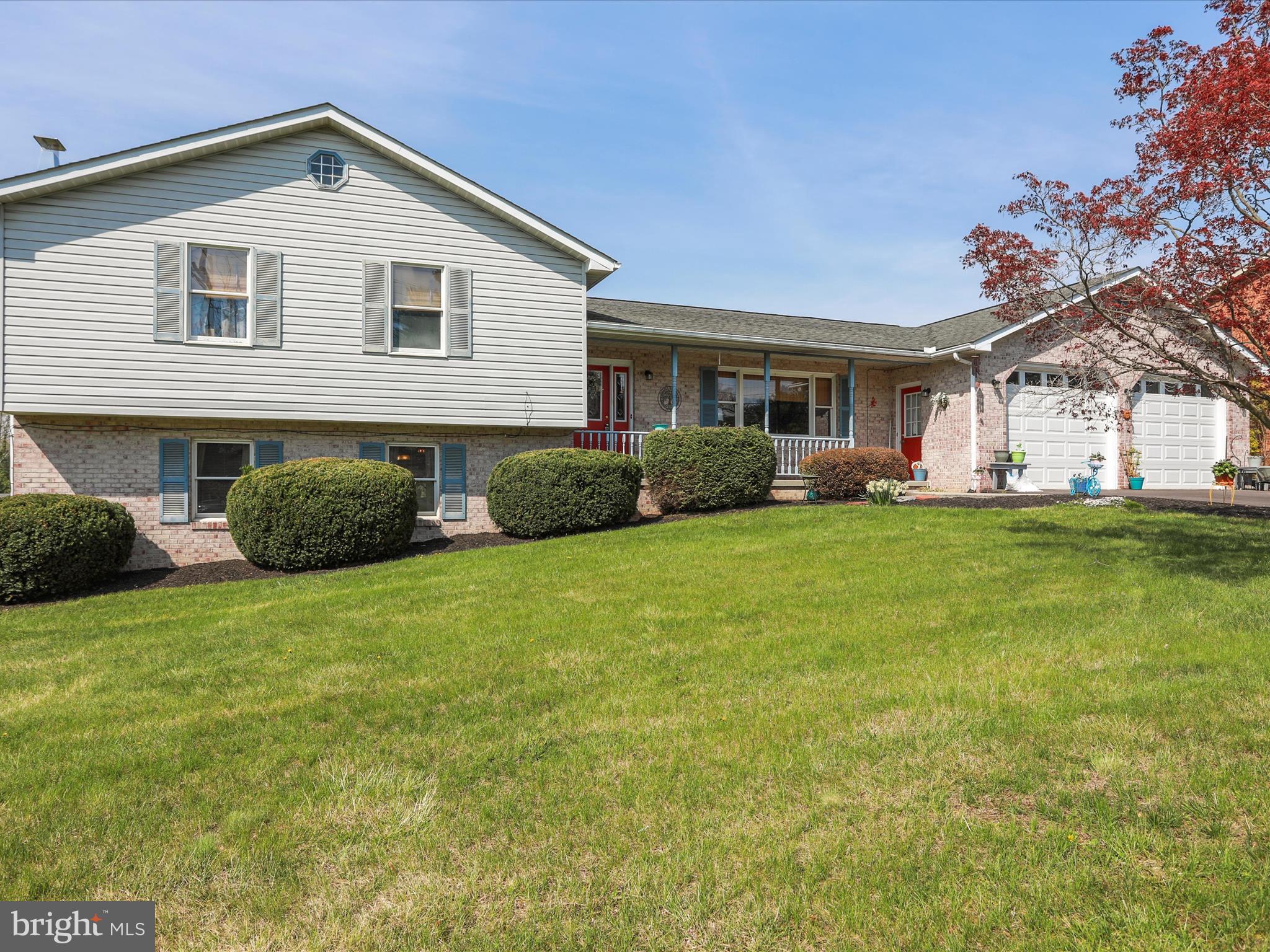 VAN LEAR MANOR - Residential