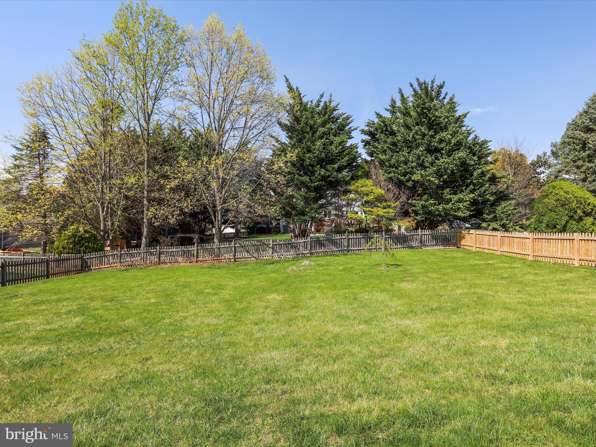 VAN LEAR MANOR - Residential