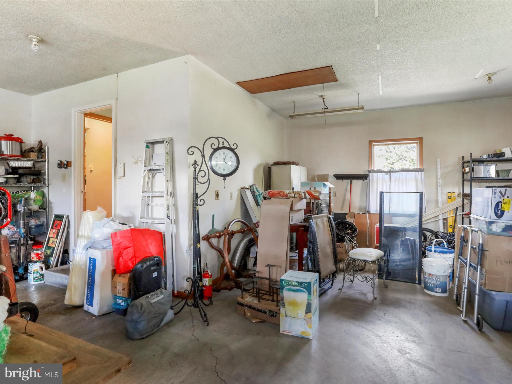 VAN LEAR MANOR - Residential