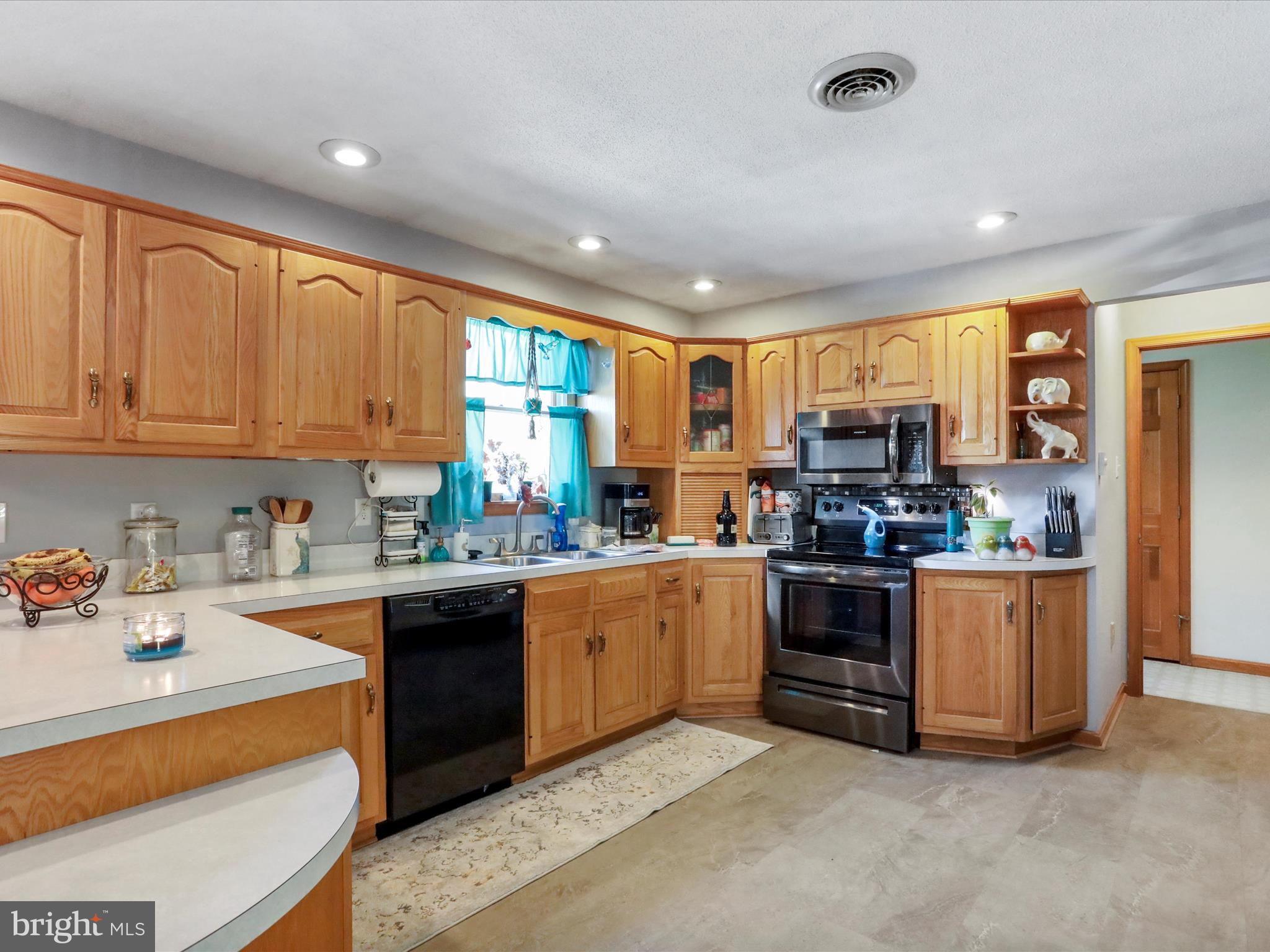 VAN LEAR MANOR - Residential