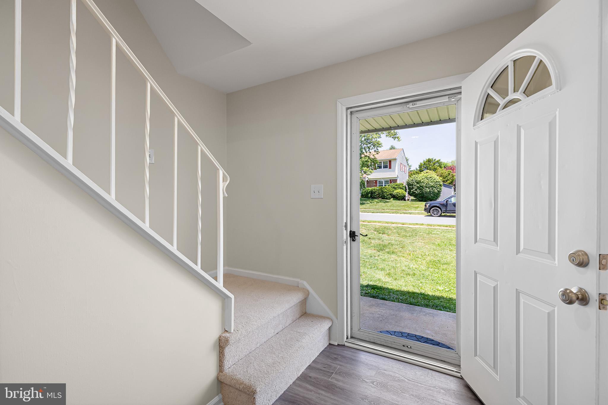 521 HEMINGWAY DRIVE