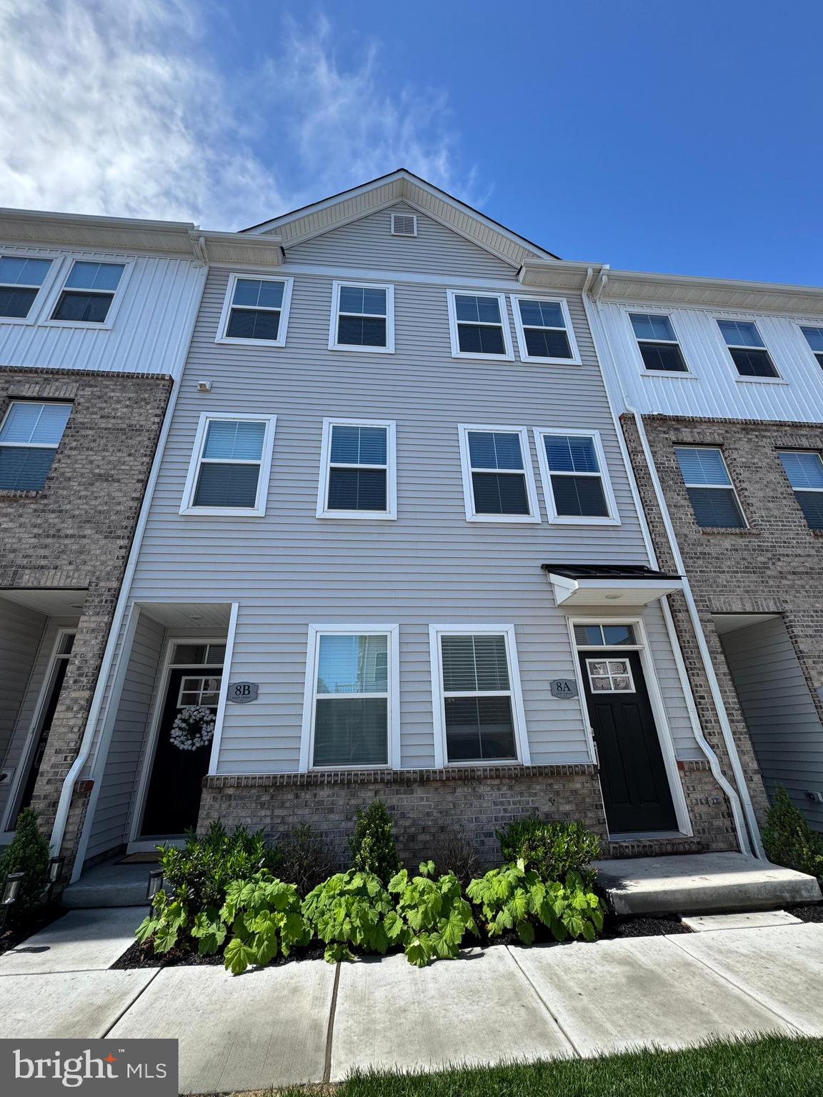 RIVER PIONTE - Residential Lease