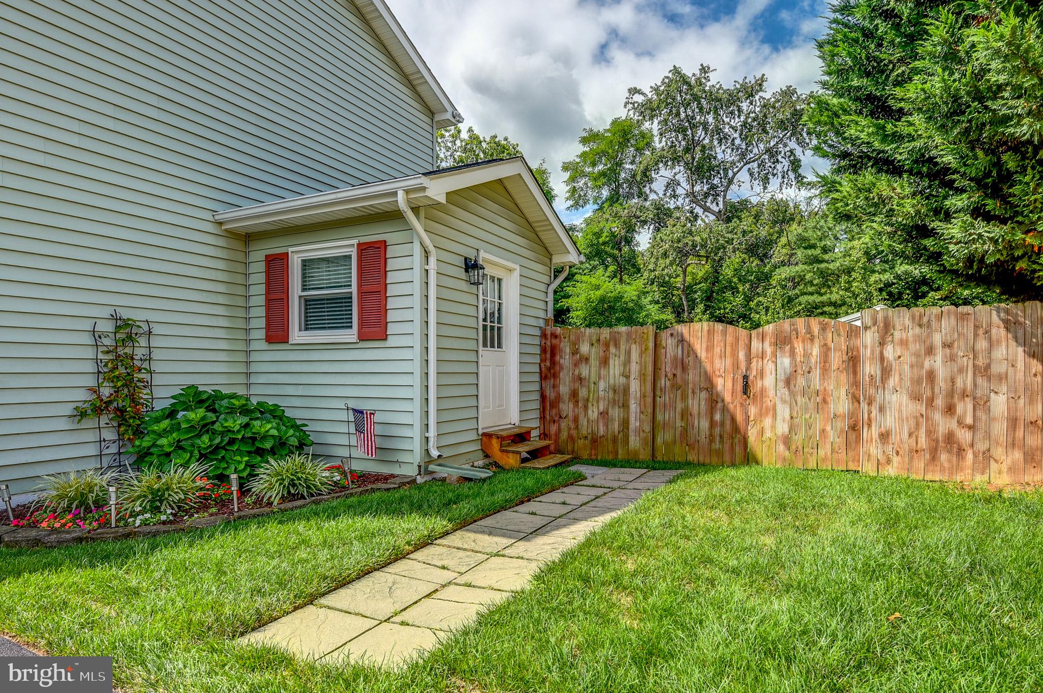 116 CLOVERDALE COURT