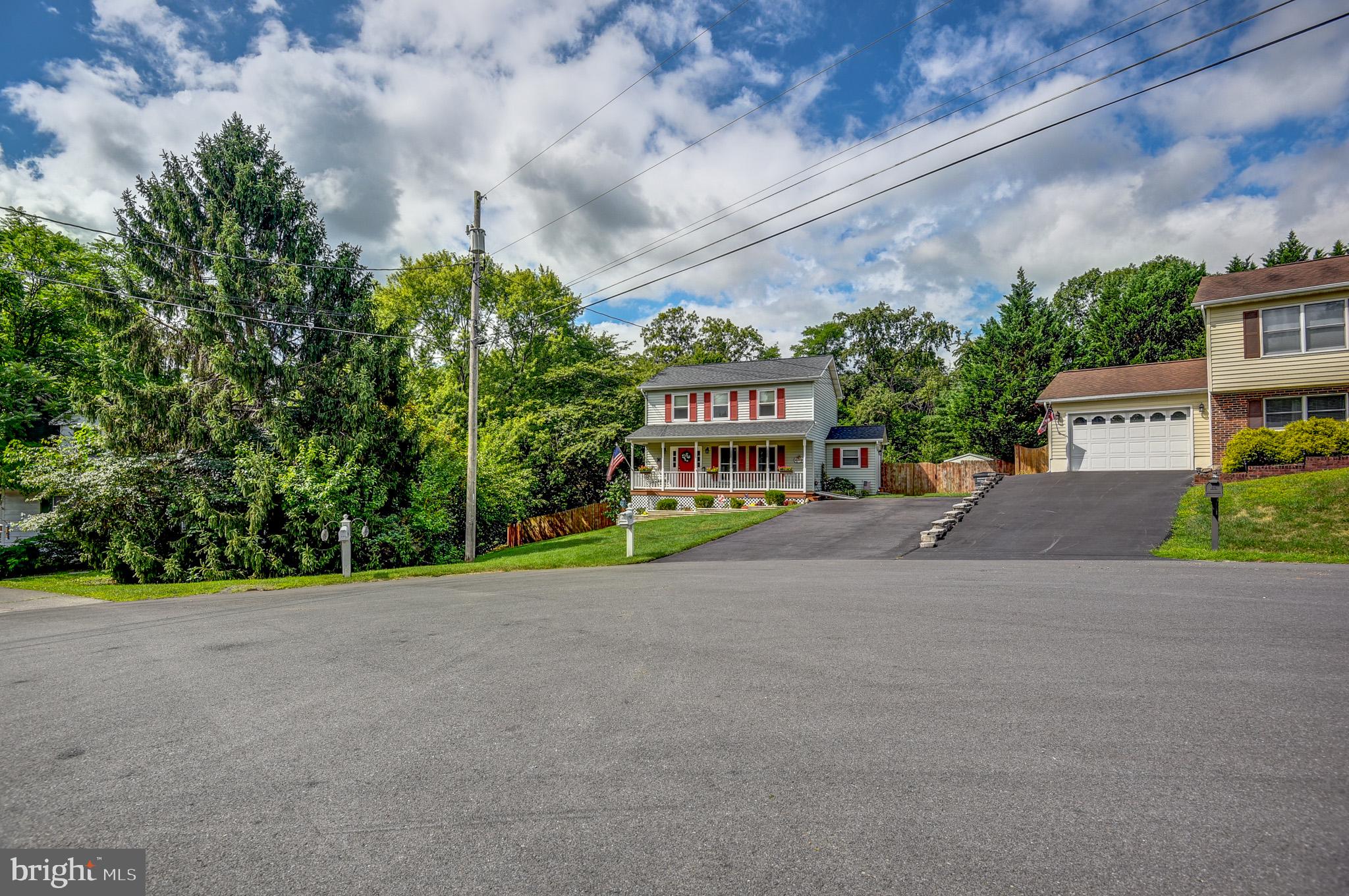 116 CLOVERDALE COURT