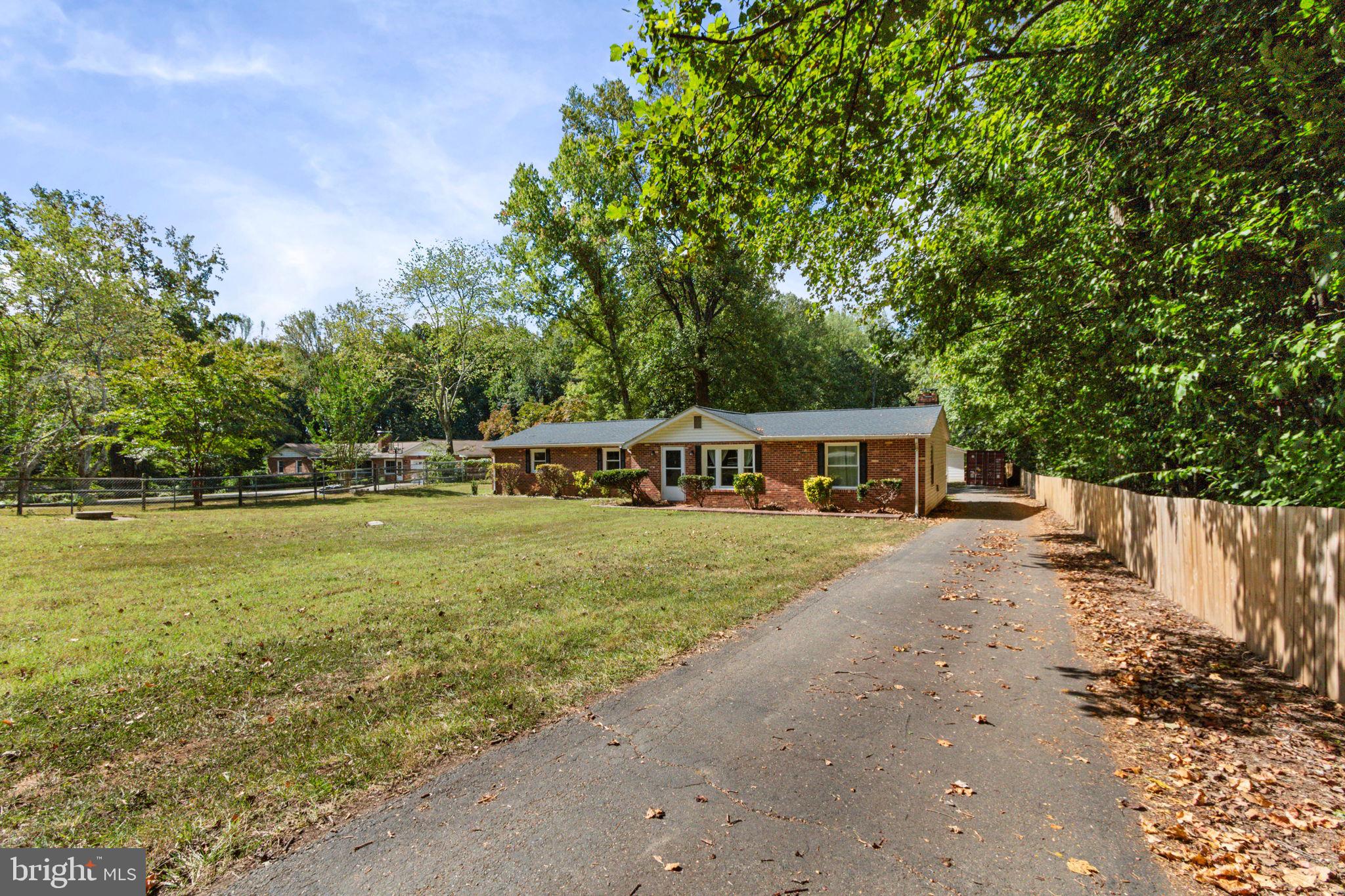 AUSTIN RUN - Residential Lease