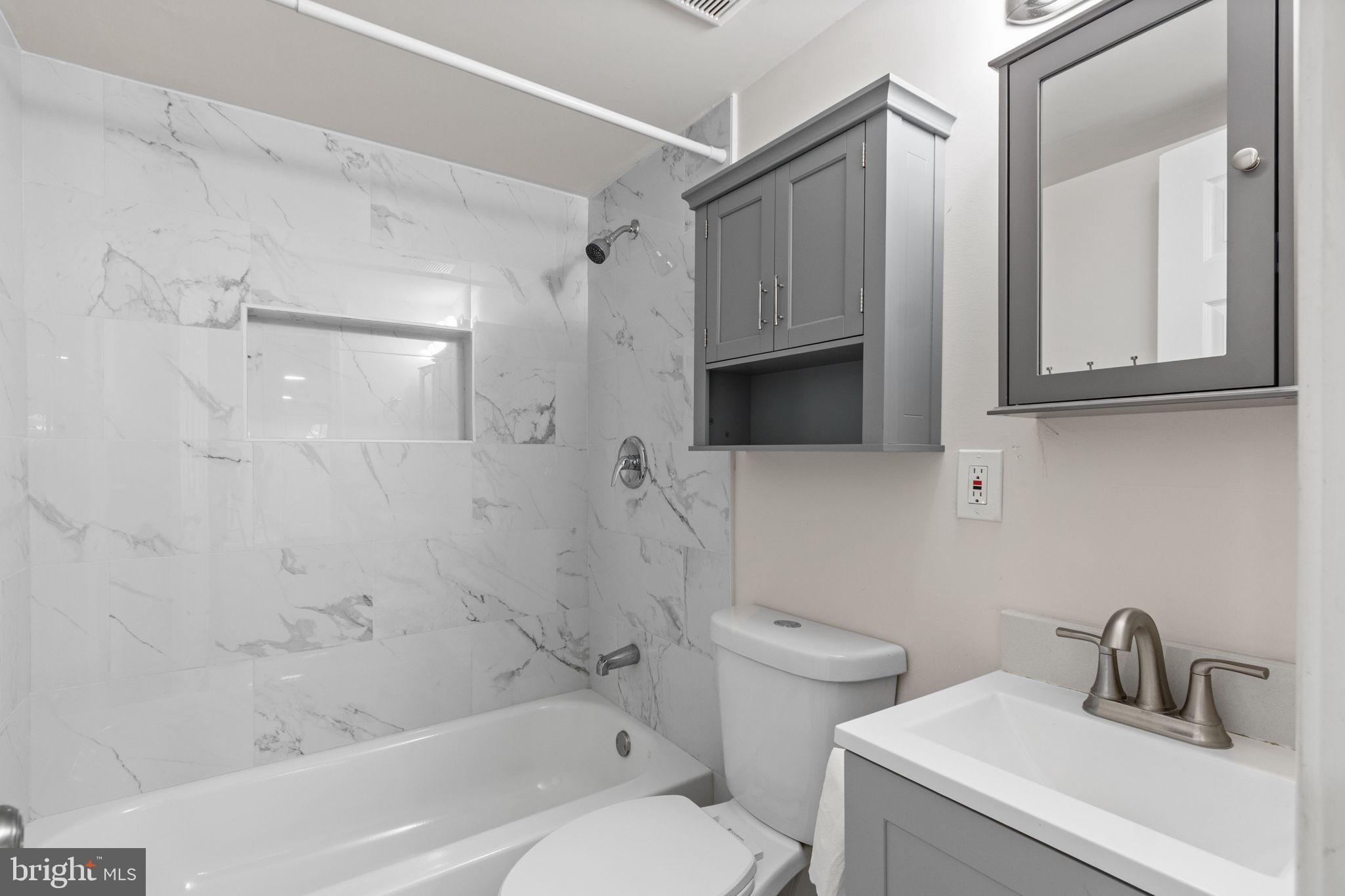 AUSTIN RUN - Residential Lease