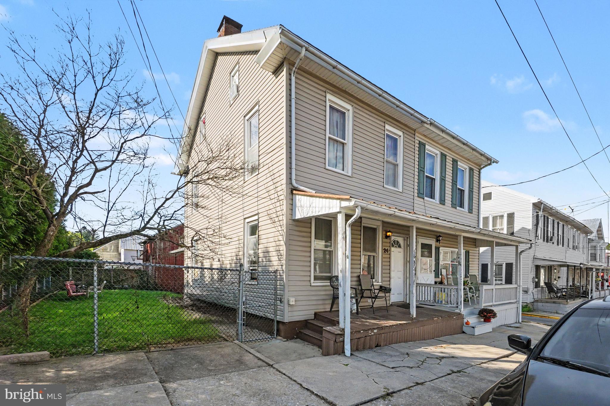 24 N 2ND STREET