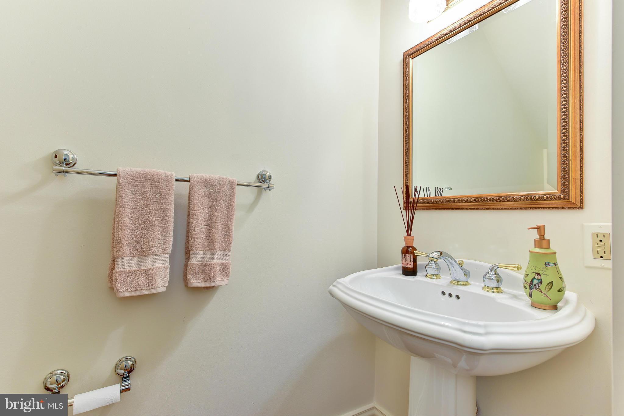 CHURCH SQUARE - Residential