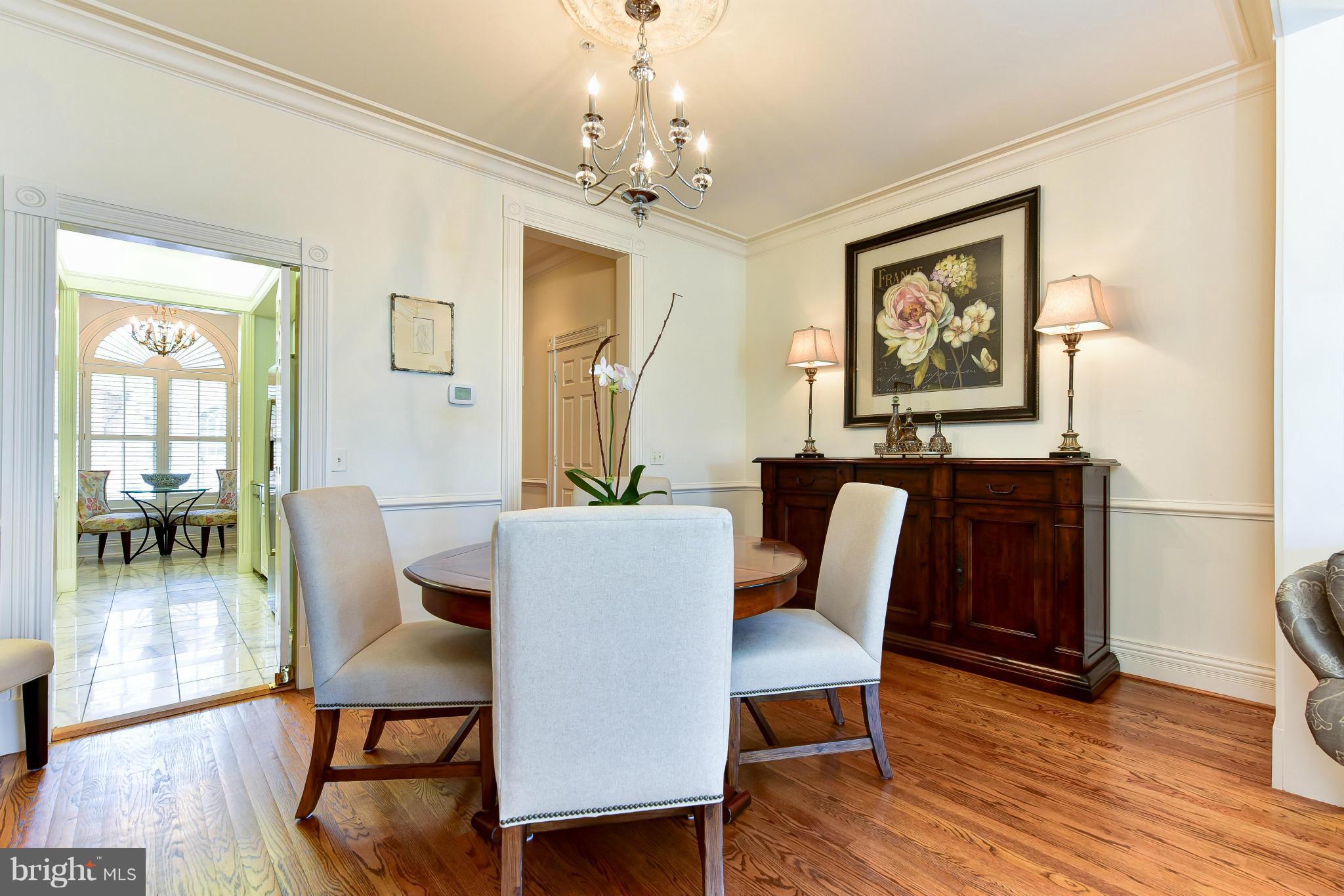 CHURCH SQUARE - Residential