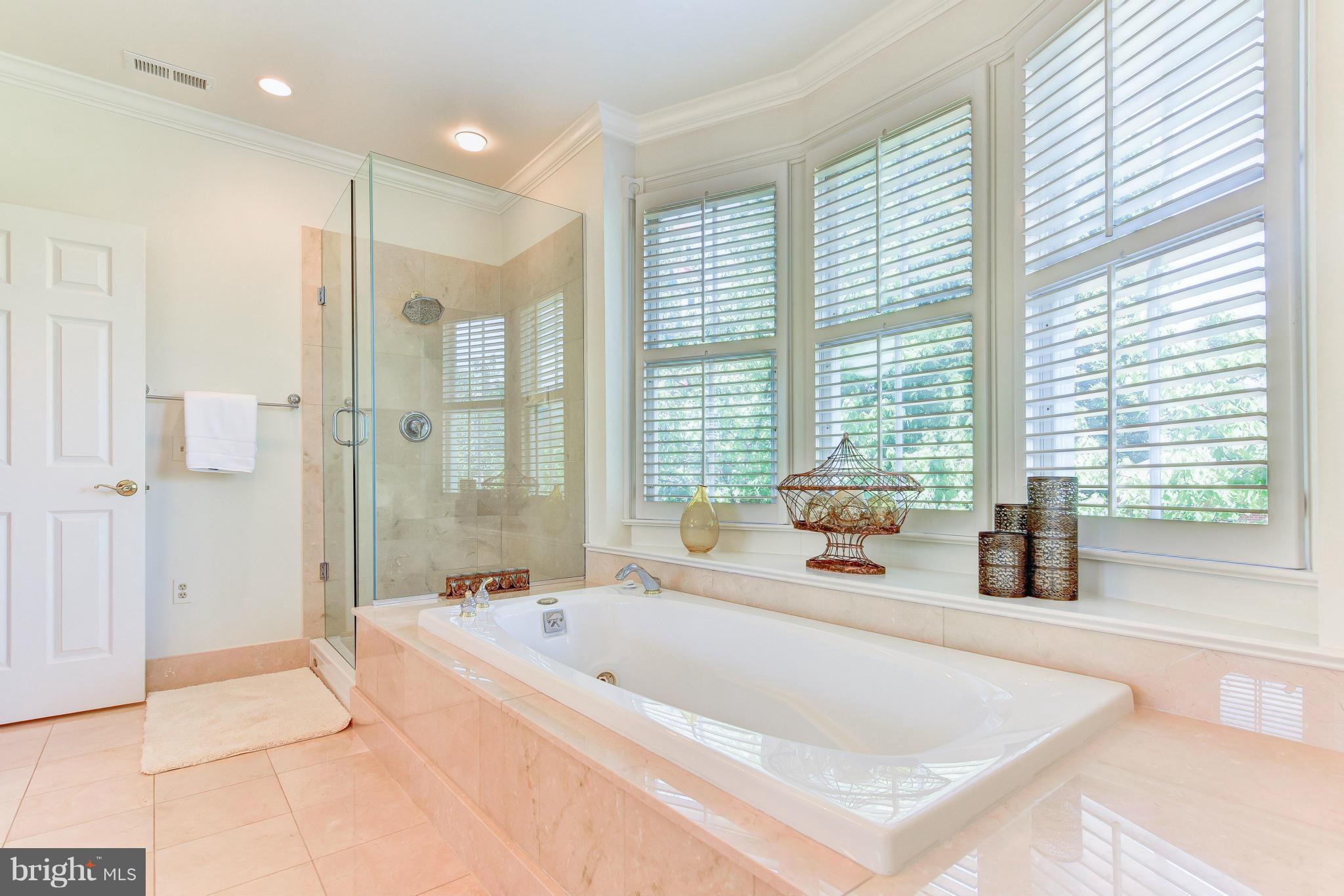 CHURCH SQUARE - Residential