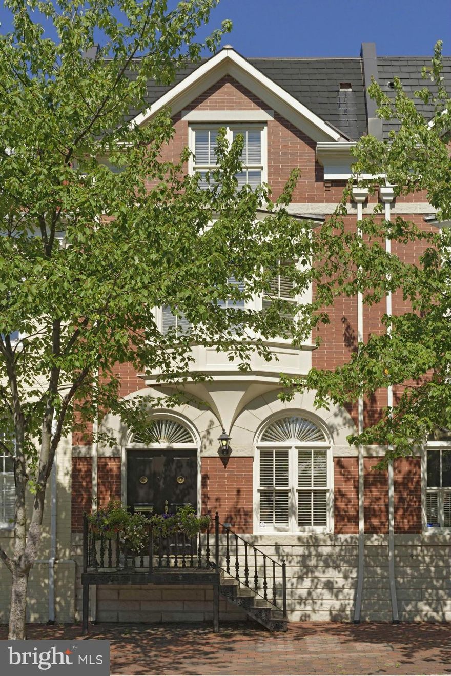 In the heart of Old Town and in pristine condition, this 3 BR 3.5 bath townhouse offers a renovated kitchen with sunny breakfast room, spacious master suite with 2 walk-in closets, hardwood floors, 2 wood burning fireplaces, a private patio with Weber grill and 2 off street parking spaces.  Walk to restaurants, shops, dry cleaners and the Metro.