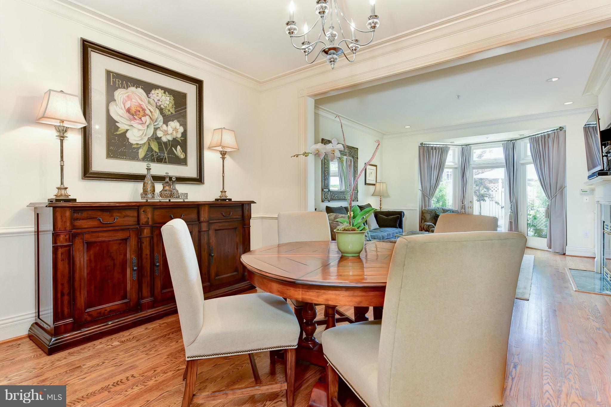 CHURCH SQUARE - Residential