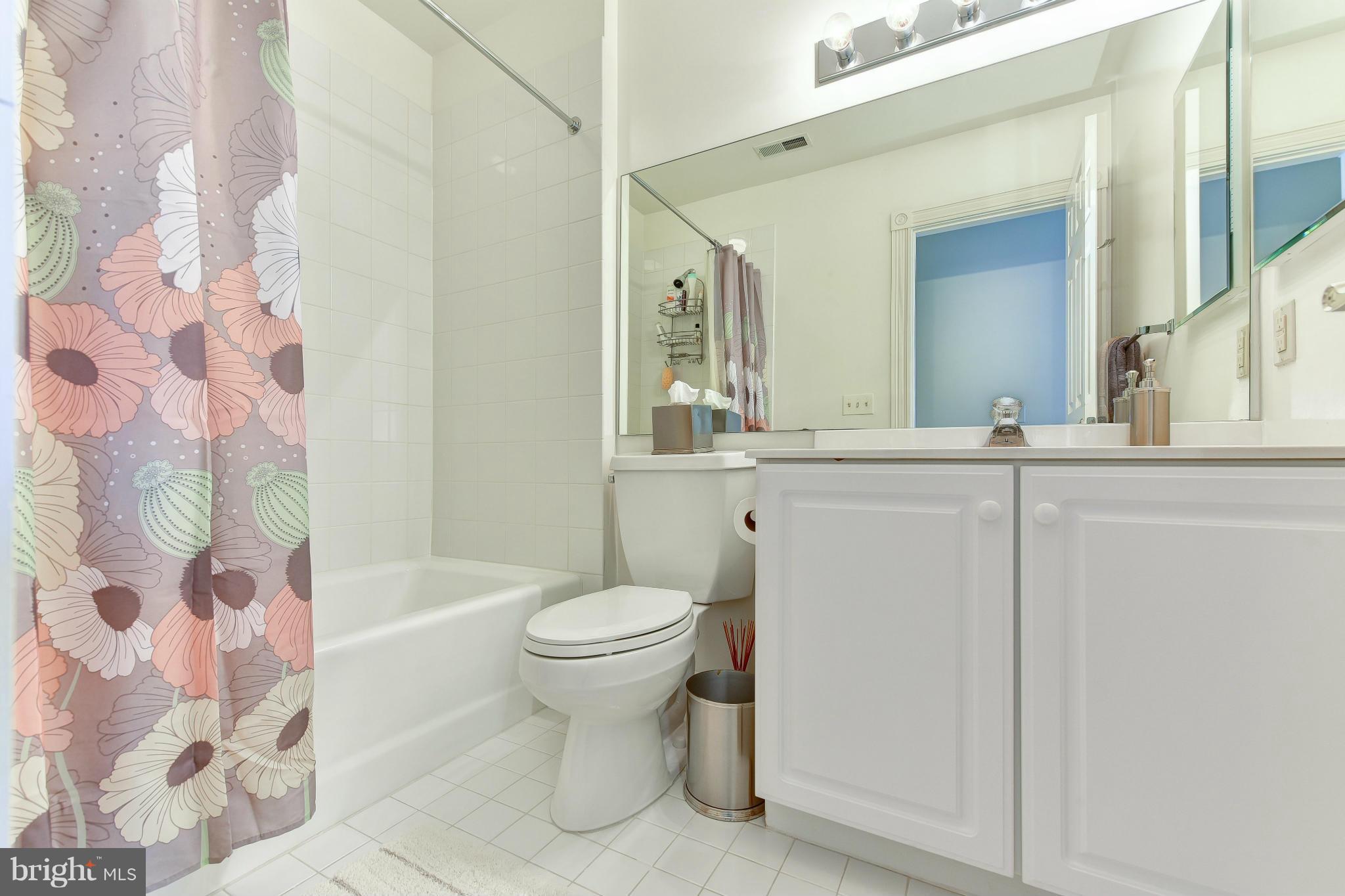 CHURCH SQUARE - Residential