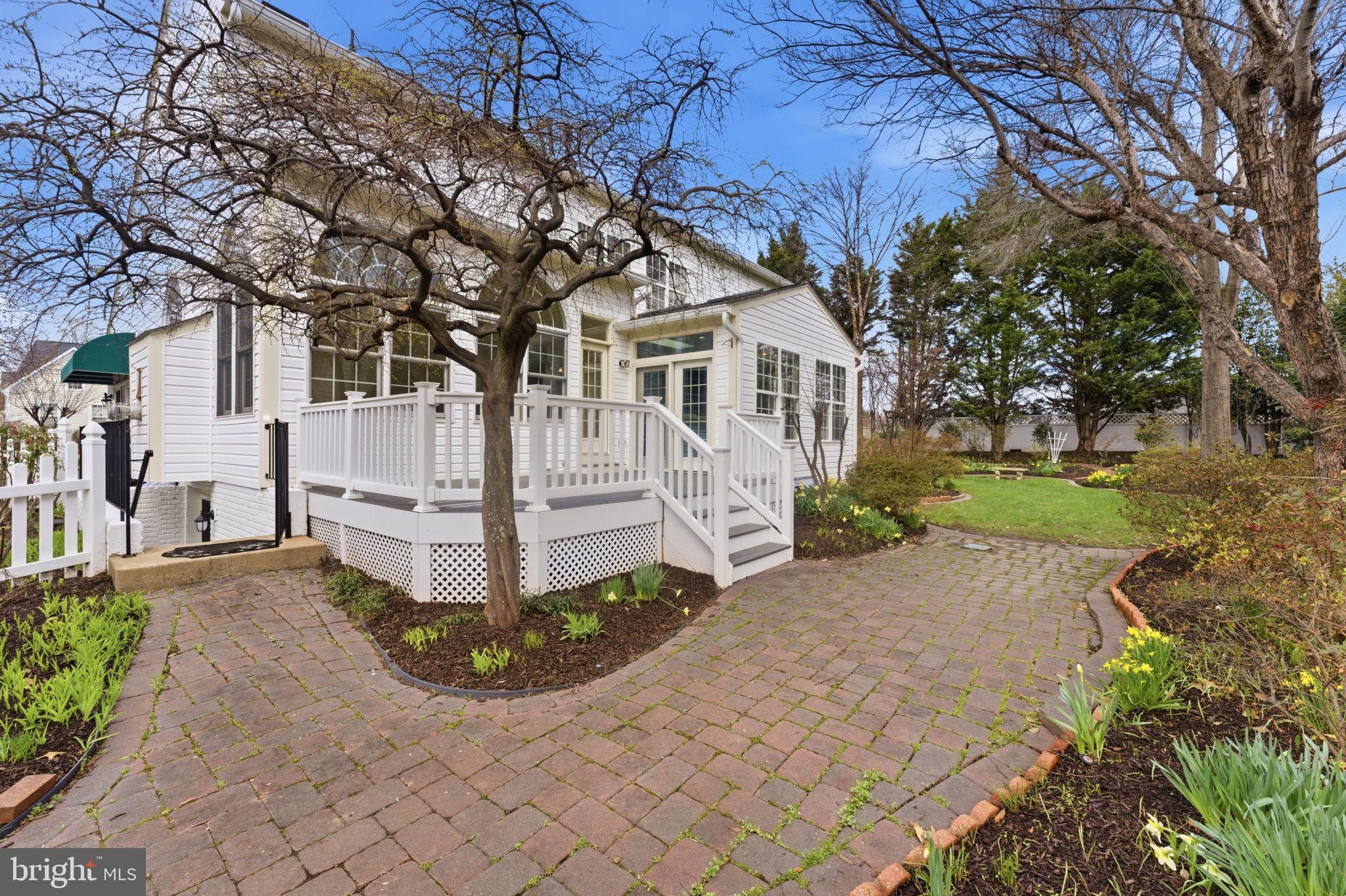 GAINESVILLE - Residential