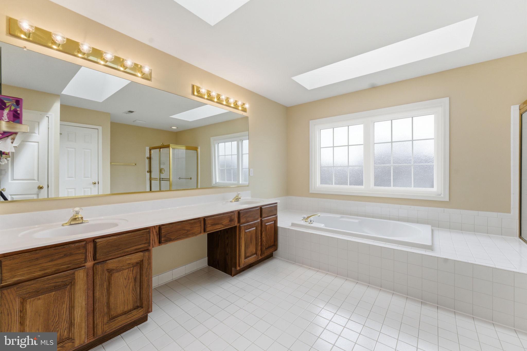 GAINESVILLE - Residential