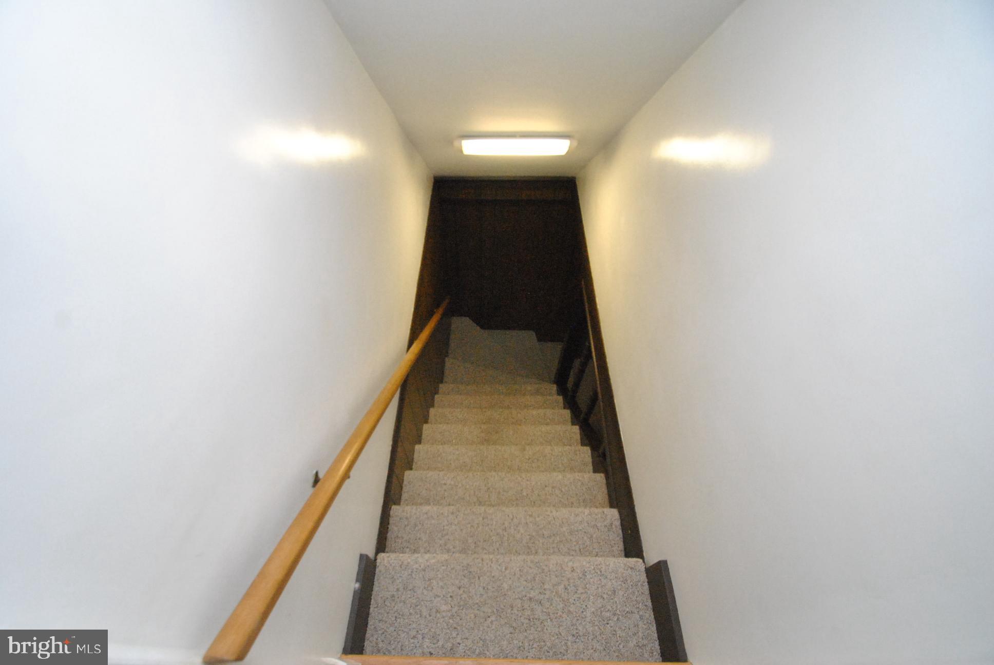 RICHLYN MANOR - Residential