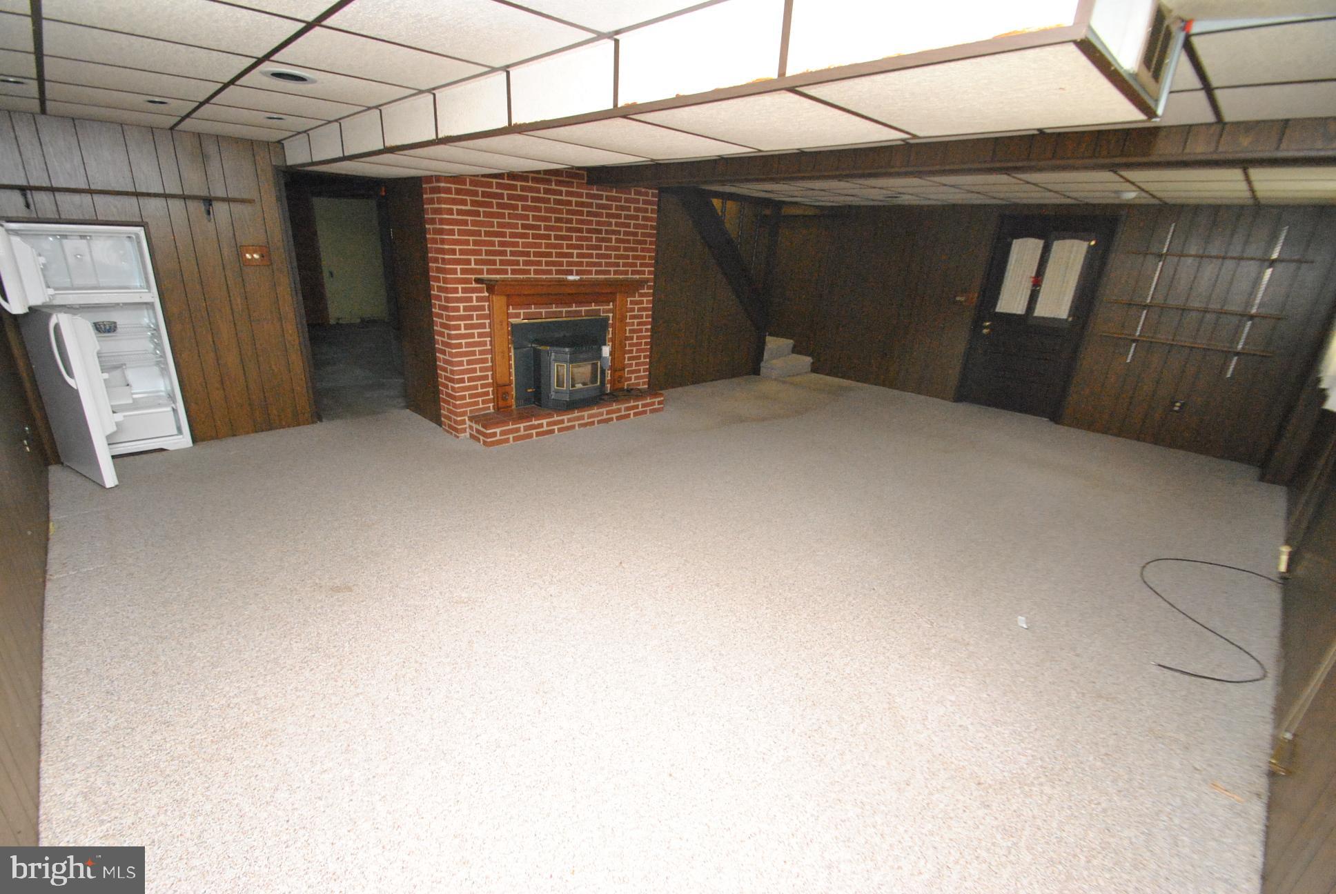 RICHLYN MANOR - Residential