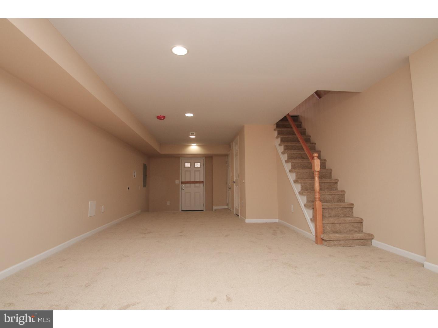 WEST OAK LANE - Residential