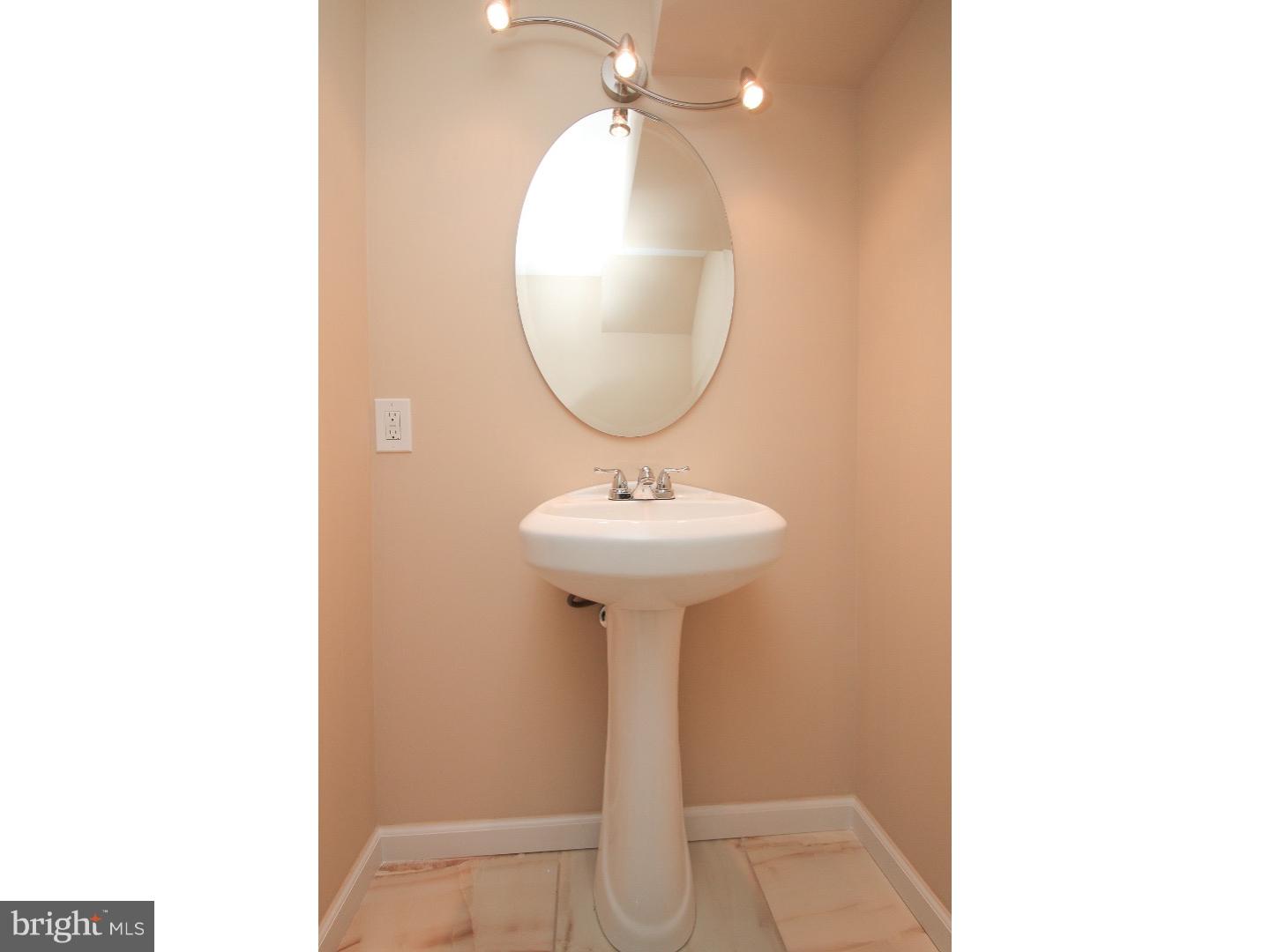 WEST OAK LANE - Residential