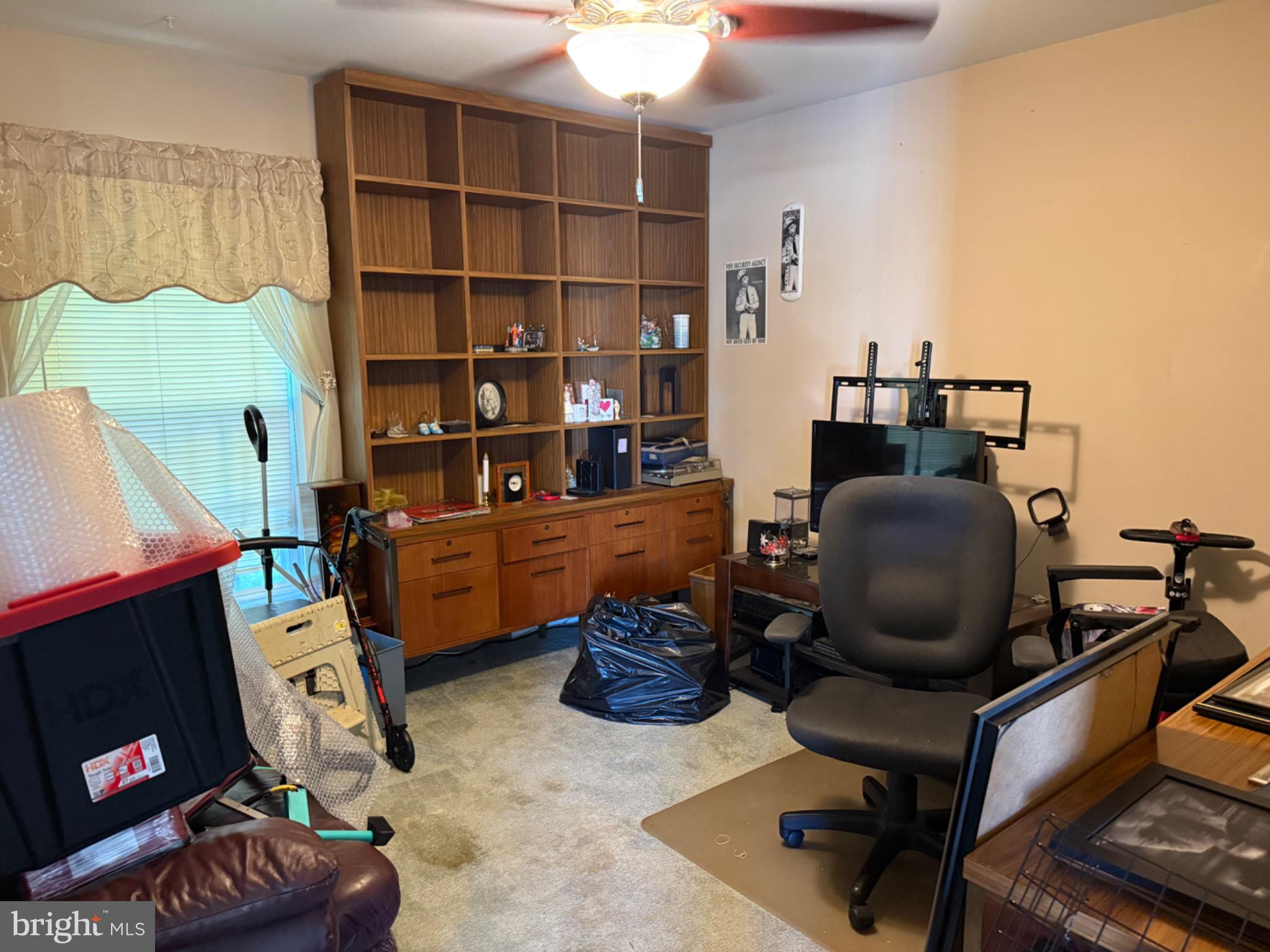 42 GREGORY DRIVE