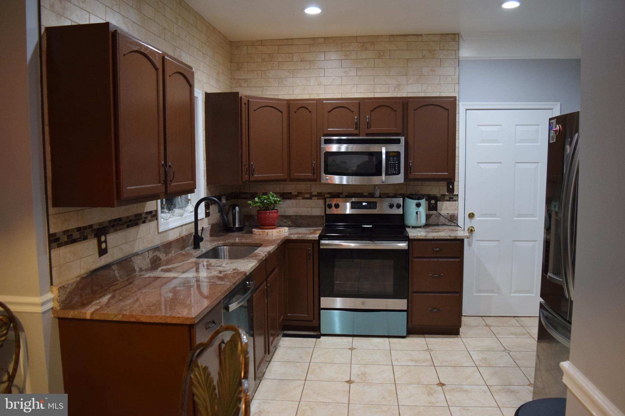 EDGEWOOD EAST SEC A - Residential