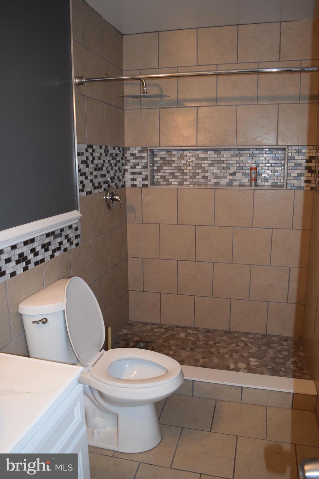 EDGEWOOD EAST SEC A - Residential