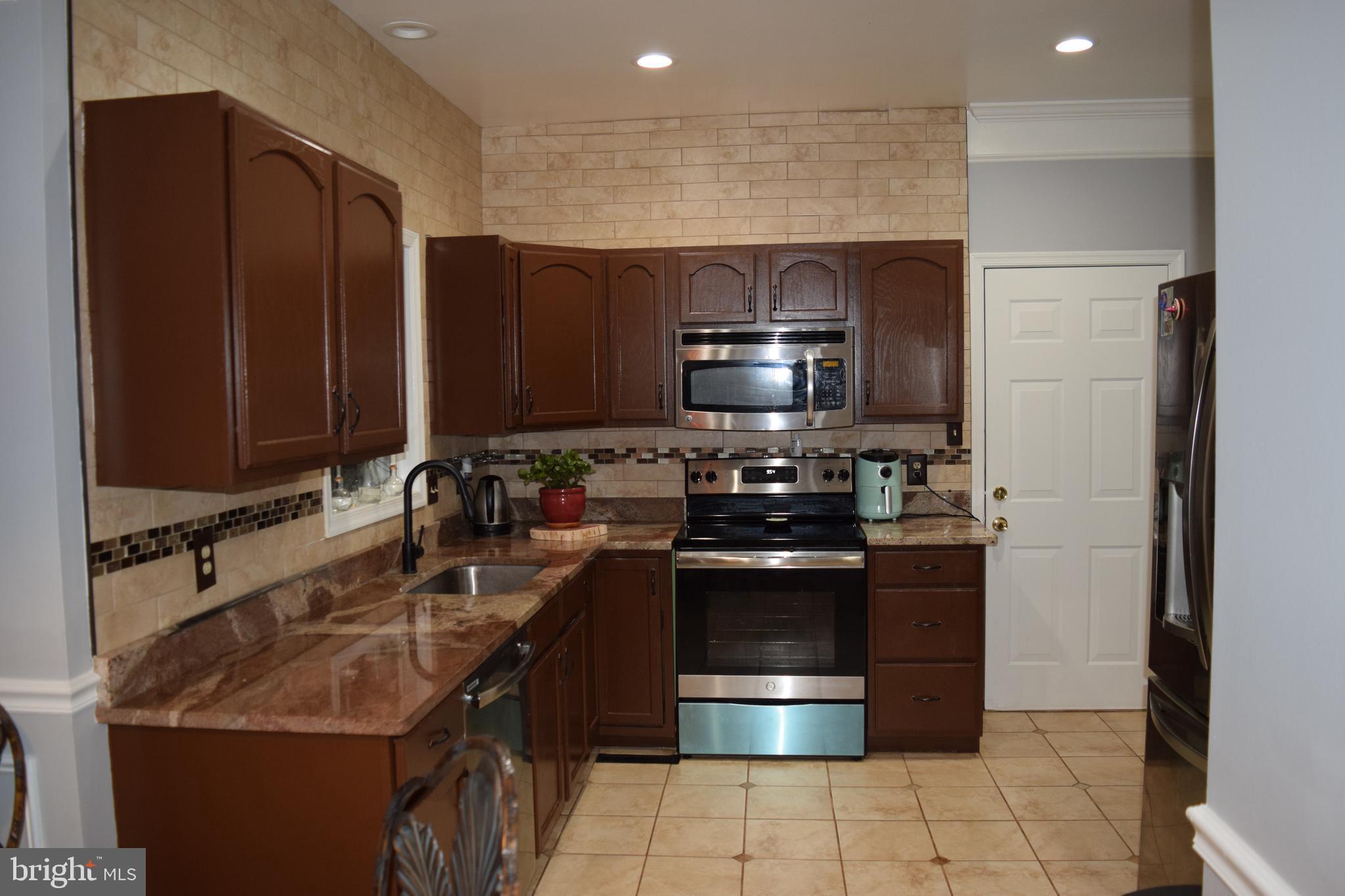 EDGEWOOD EAST SEC A - Residential