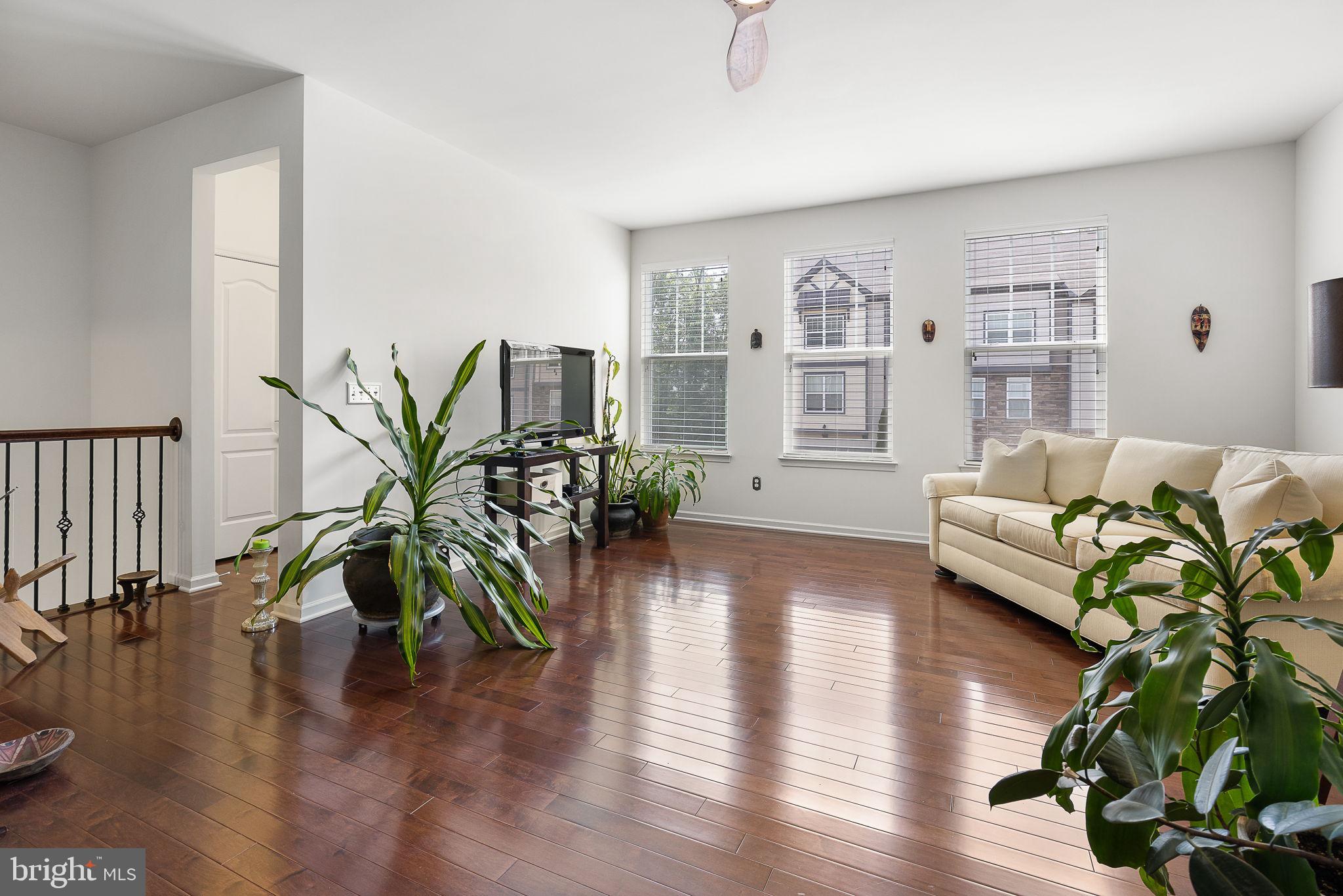25 SHEPHERDS HOOK WAY