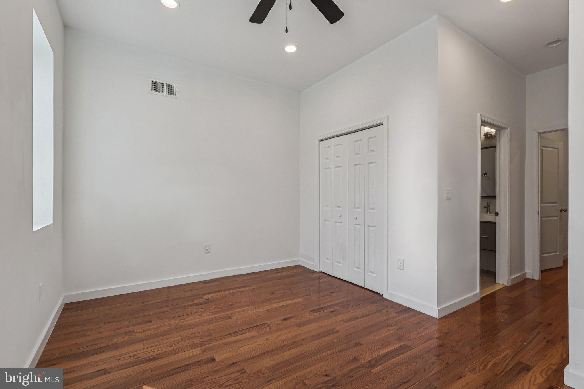 UNIVERSITY CITY - Residential