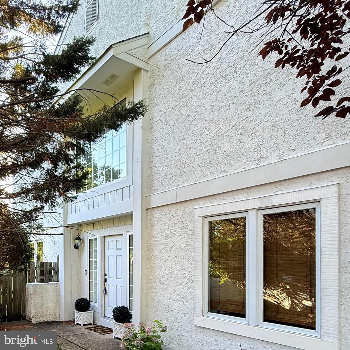 12 THOREAU COURT
