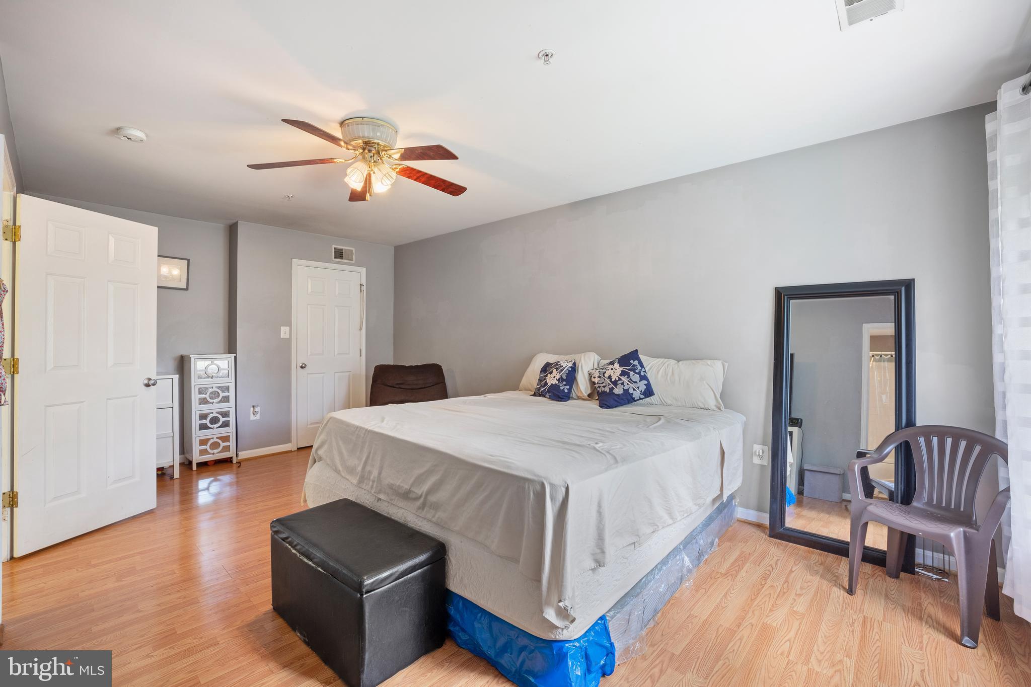 TEMPLE HILLS - Residential