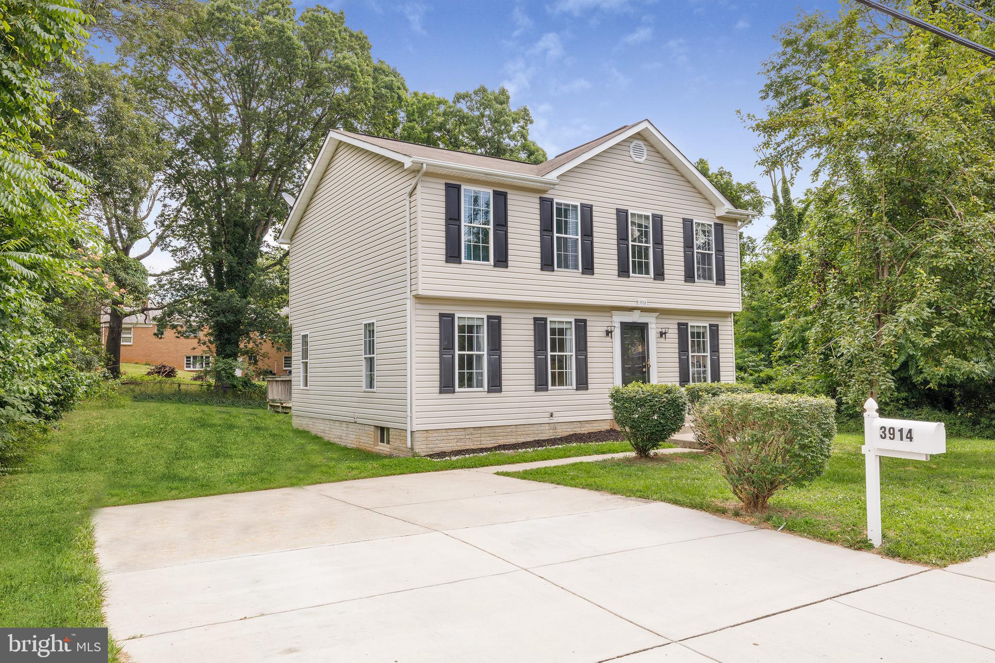 TEMPLE HILLS - Residential