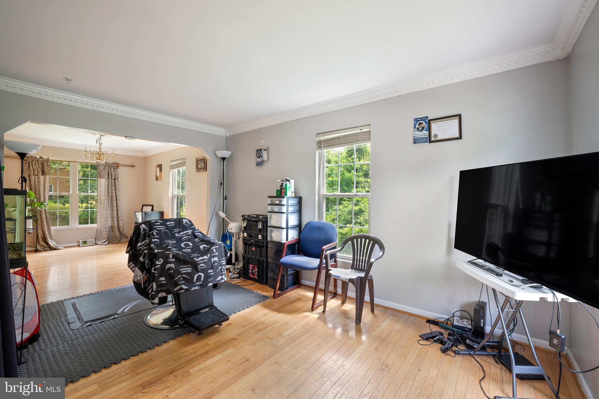 TEMPLE HILLS - Residential