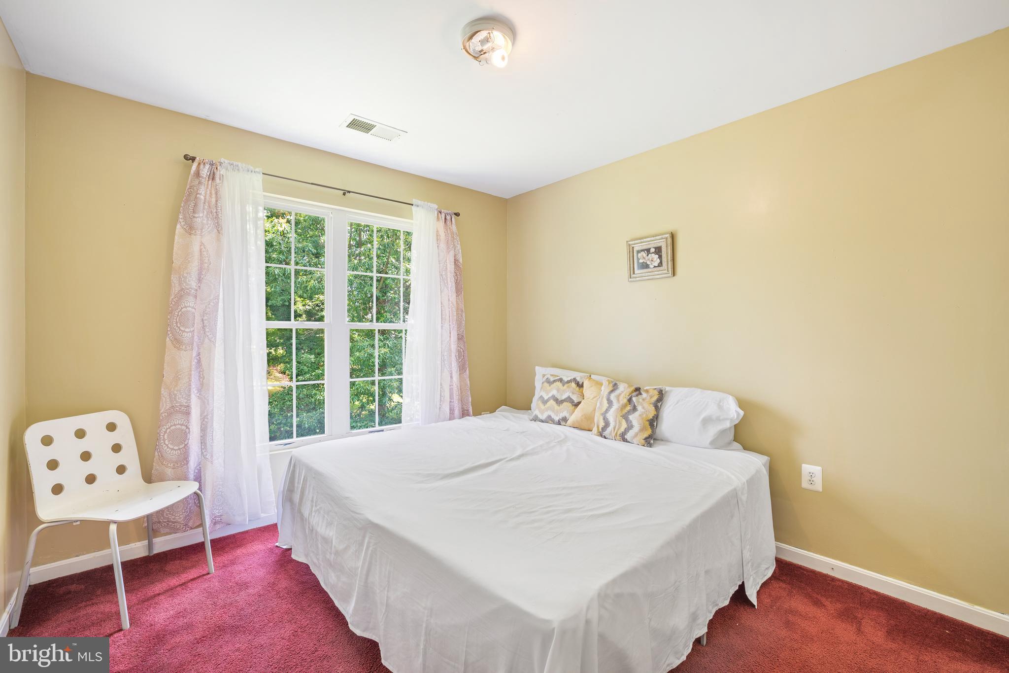 TEMPLE HILLS - Residential