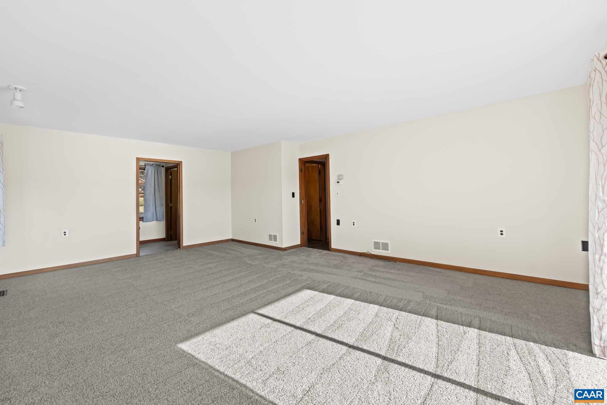 BLUE RIDGE SHORES - Residential