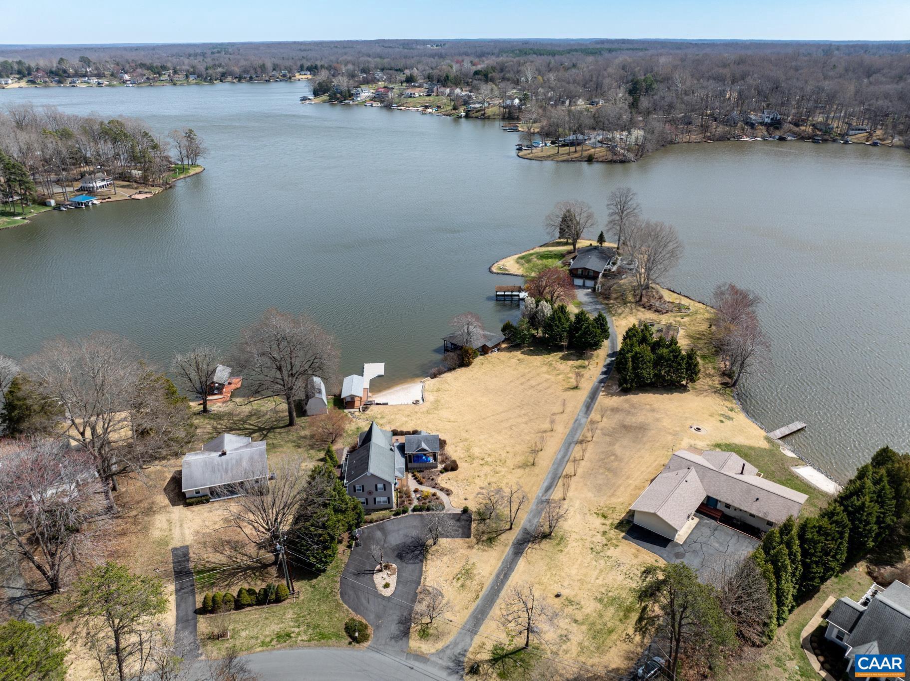 BLUE RIDGE SHORES - Residential