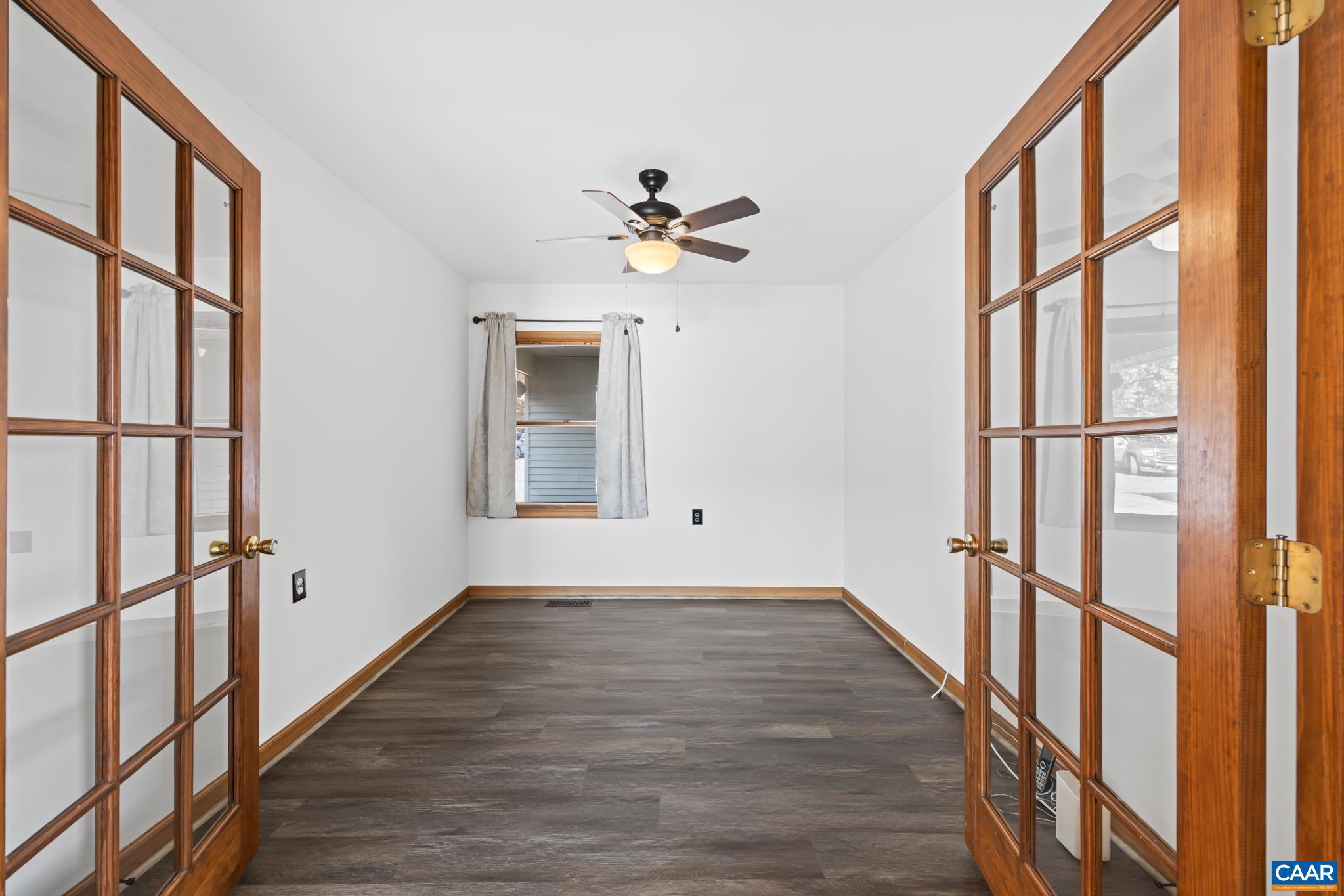 BLUE RIDGE SHORES - Residential