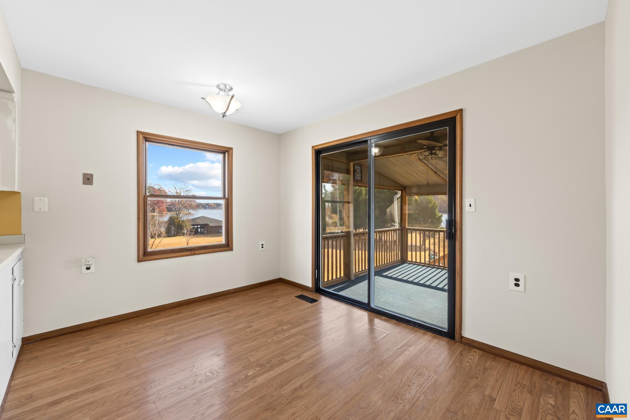 BLUE RIDGE SHORES - Residential