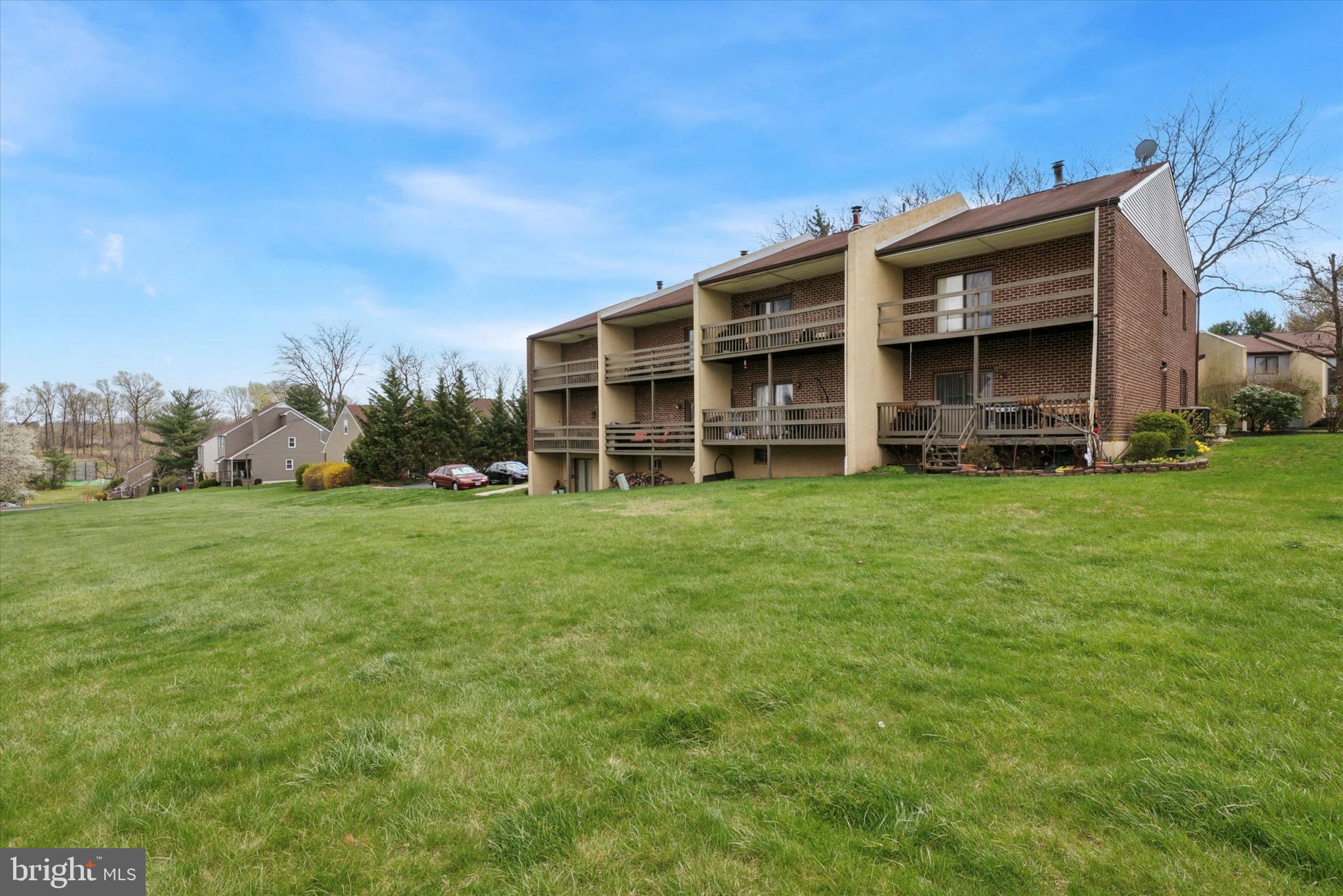 LIONGATE - Residential